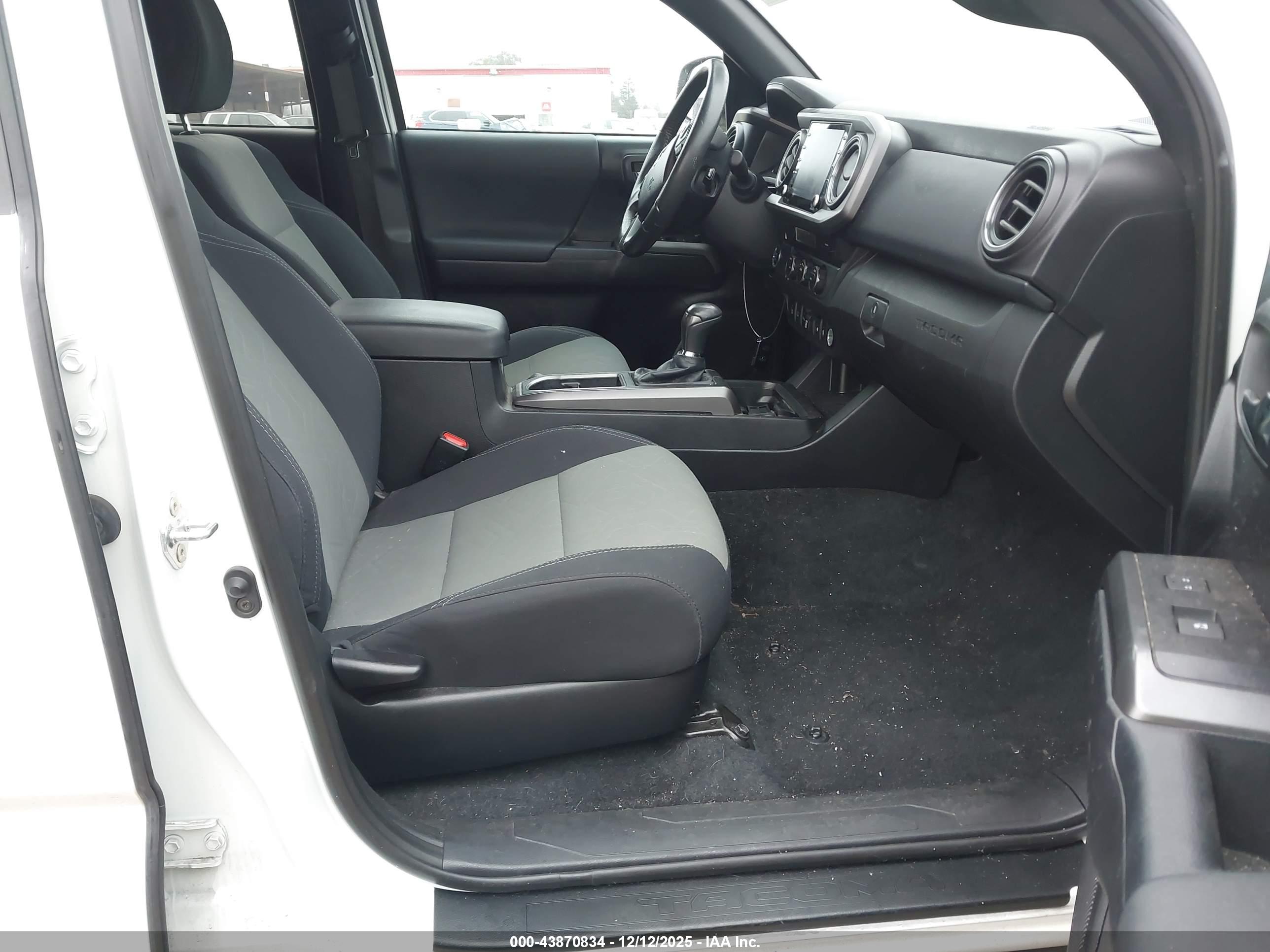 TOYOTA TACOMA image 5