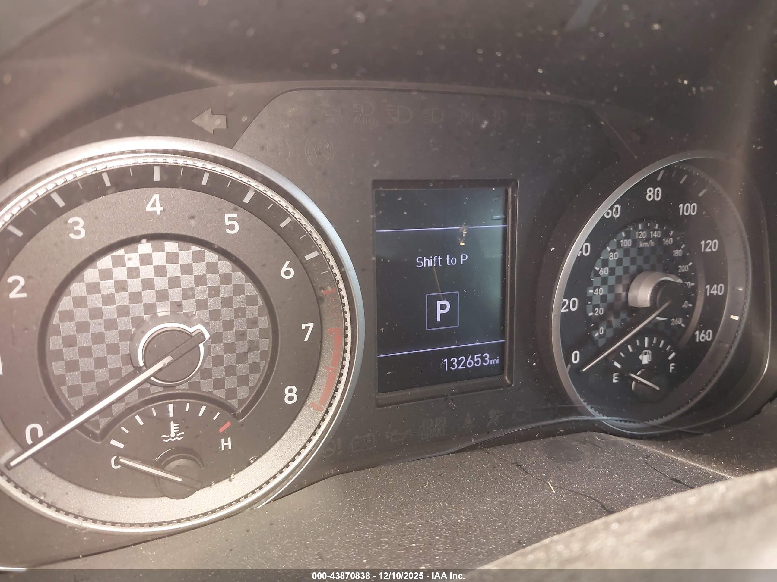 HYUNDAI ELANTRA image 7