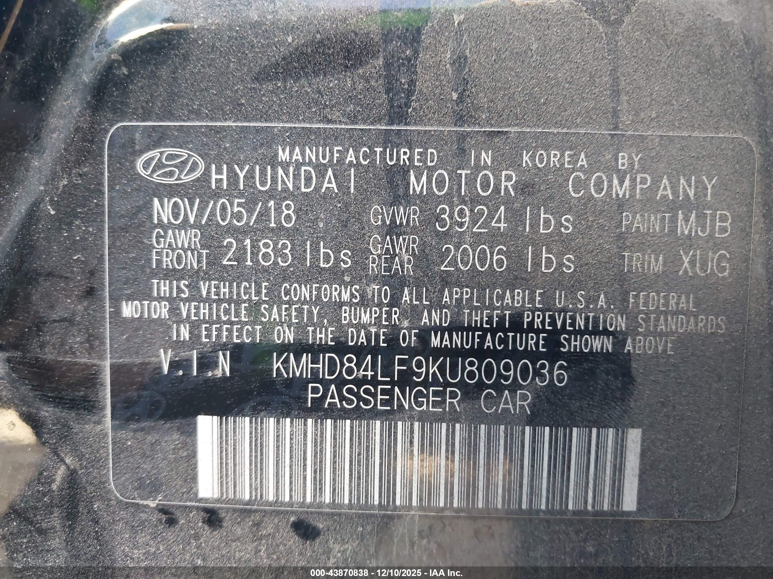 HYUNDAI ELANTRA image 9