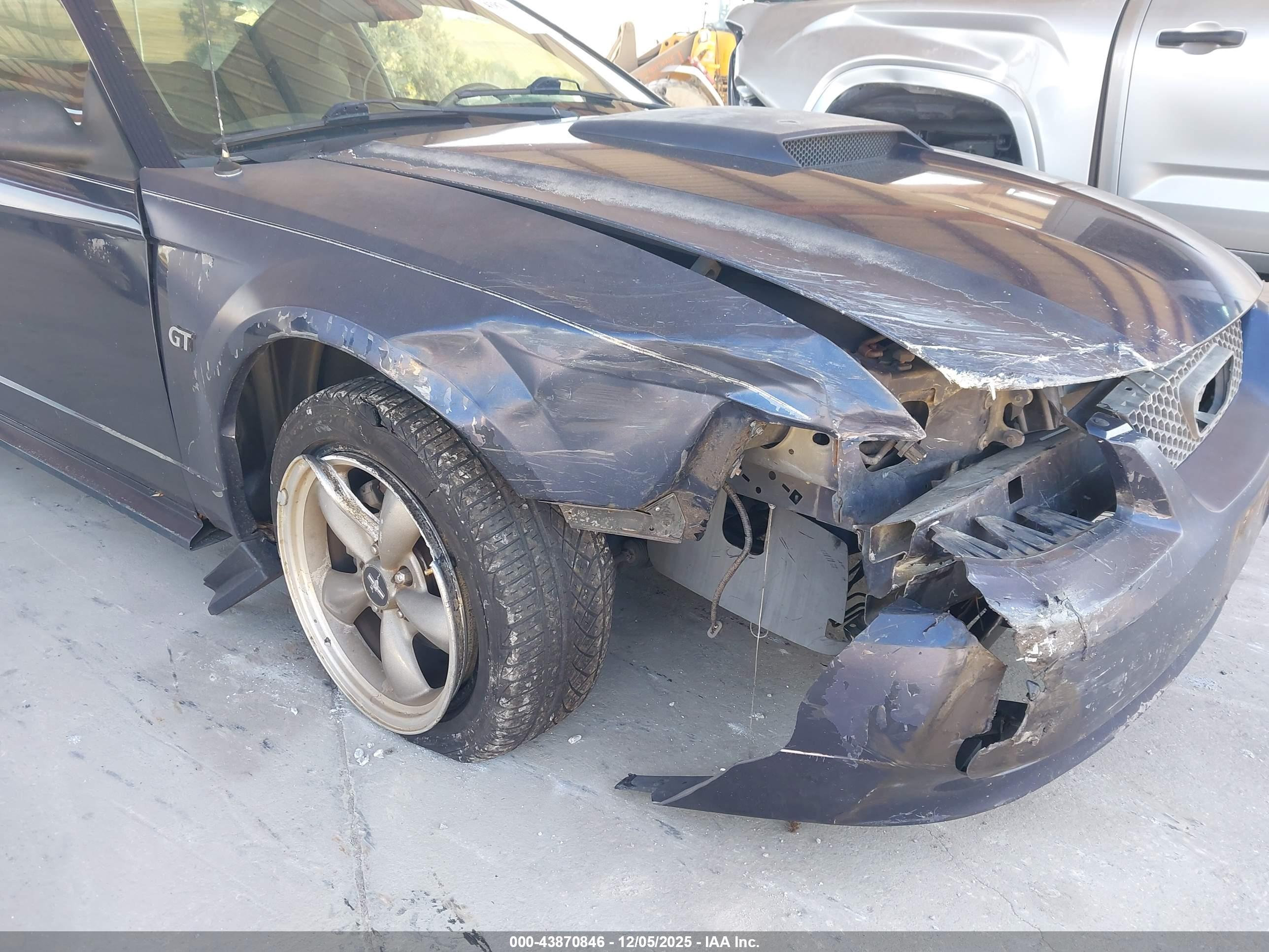 FORD MUSTANG image 6