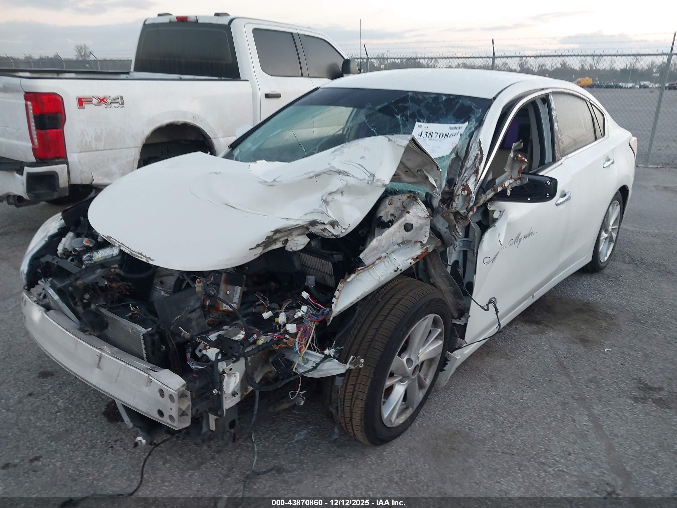 NISSAN ALTIMA image 2