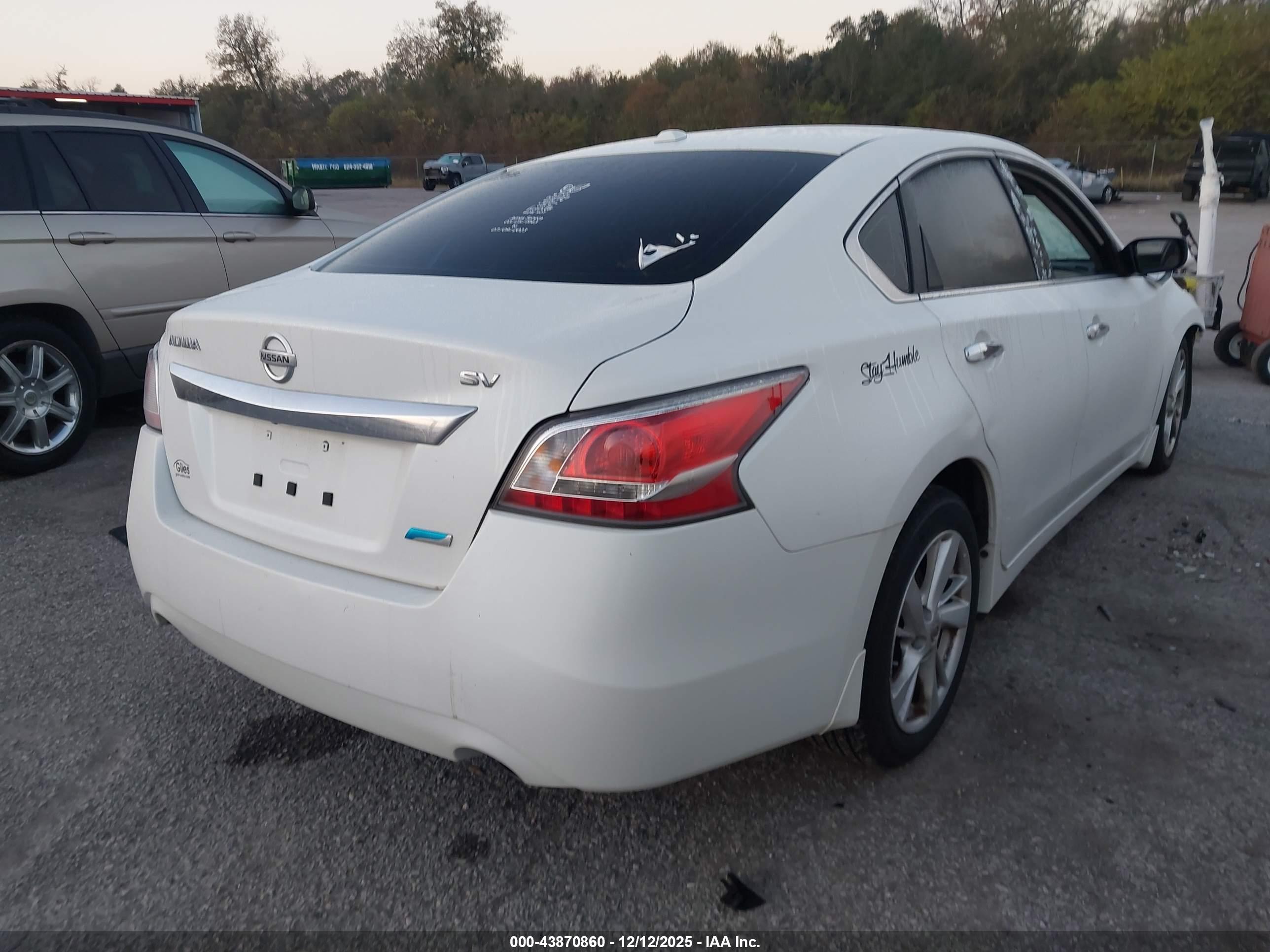 NISSAN ALTIMA image 4