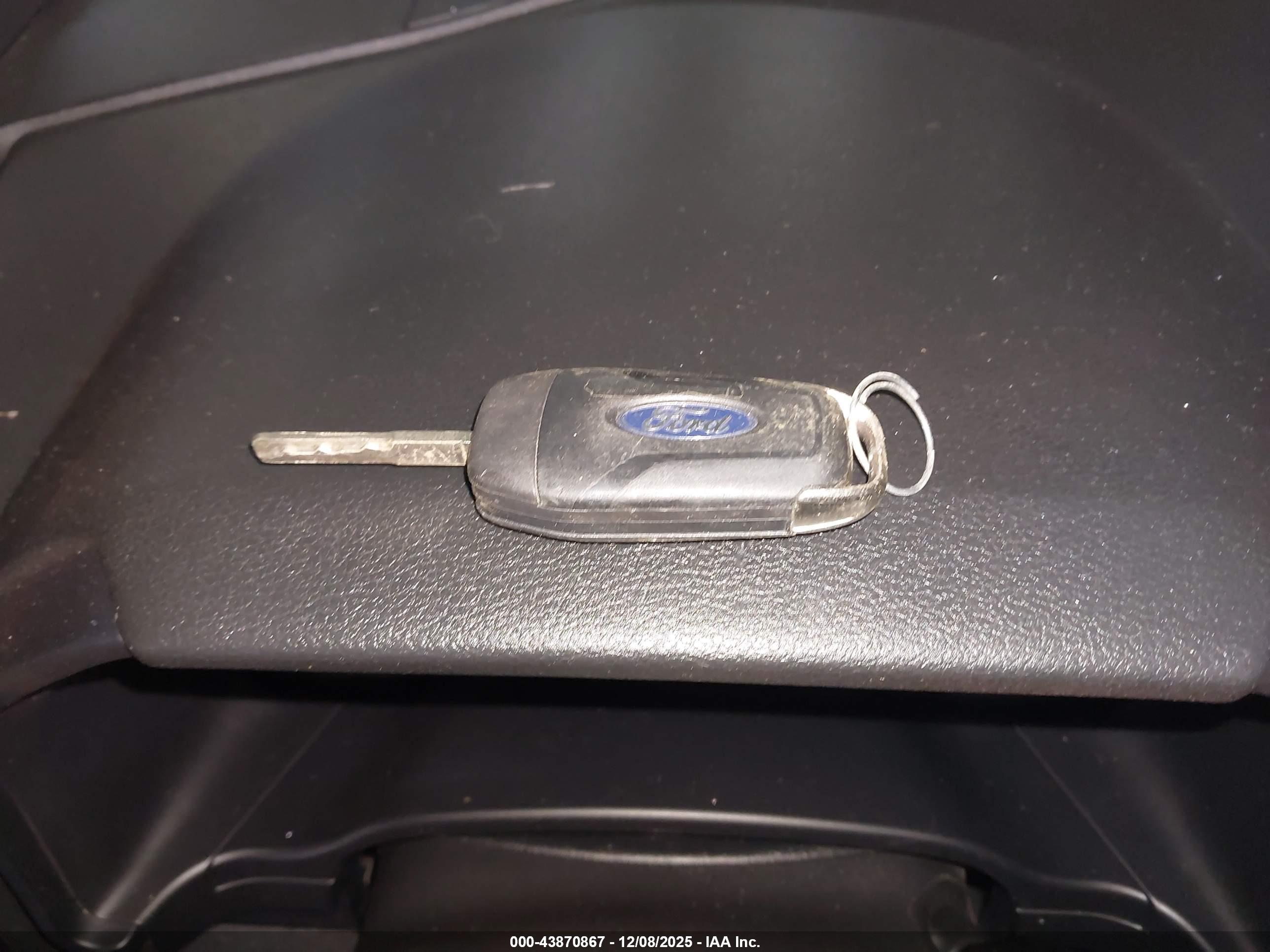 FORD EXPEDITION image 11