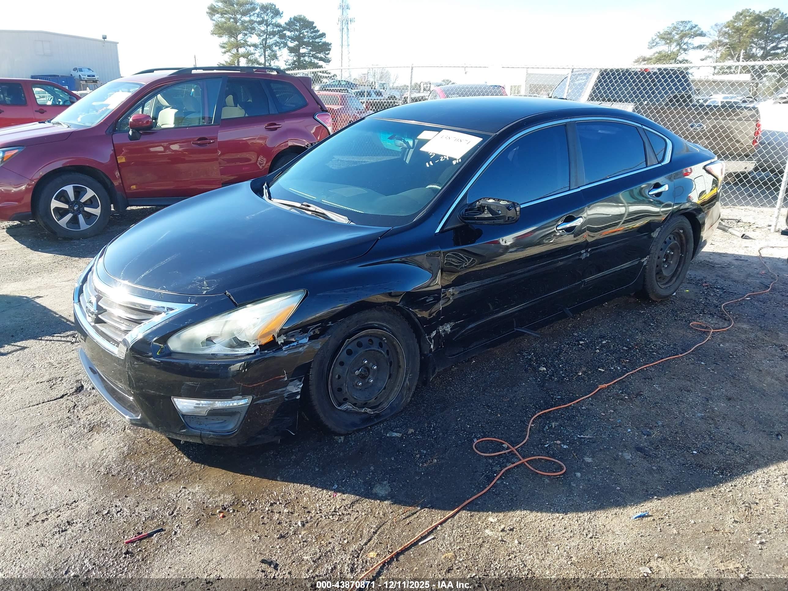 NISSAN ALTIMA image 2
