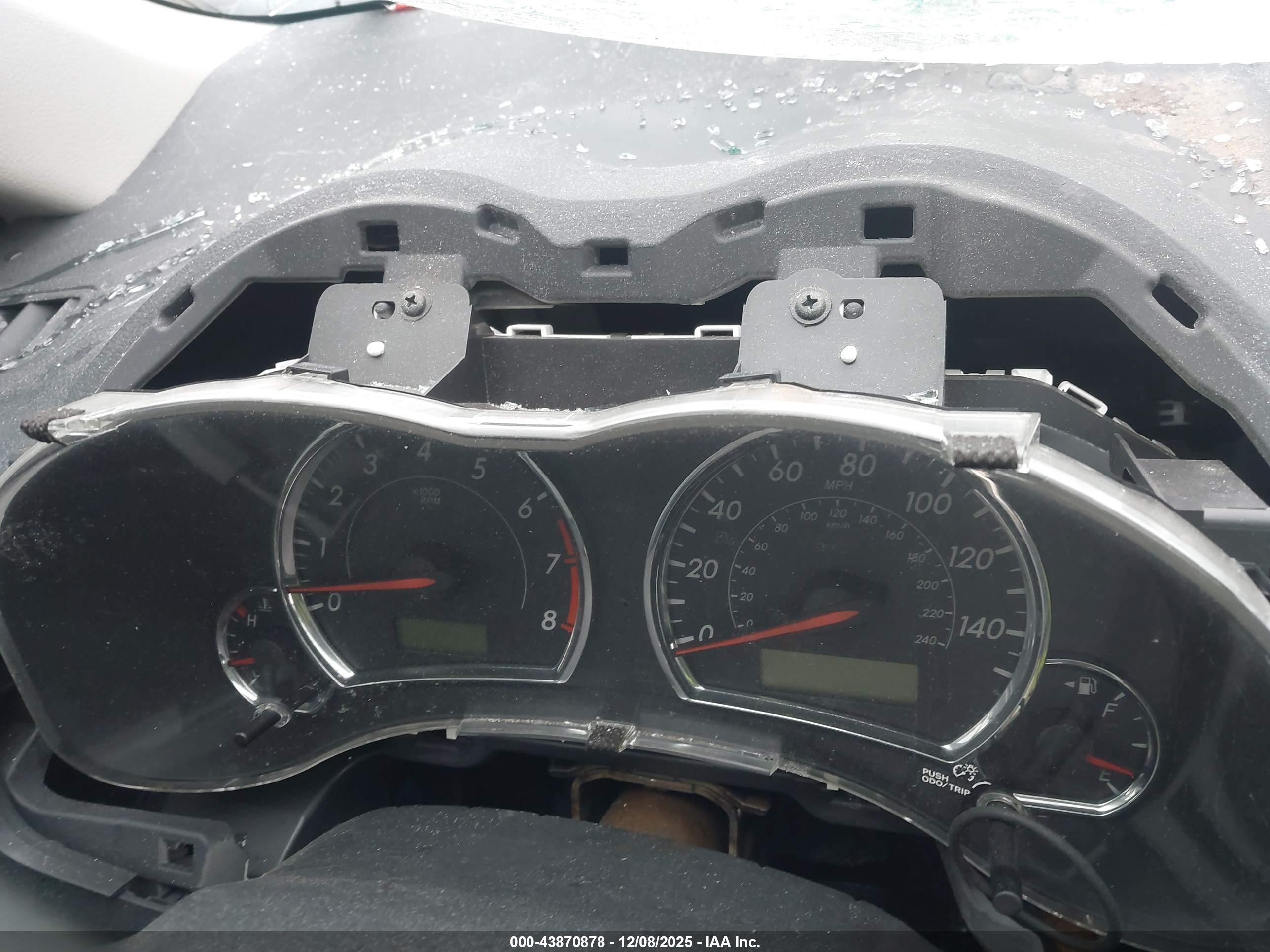 TOYOTA COROLLA image 7