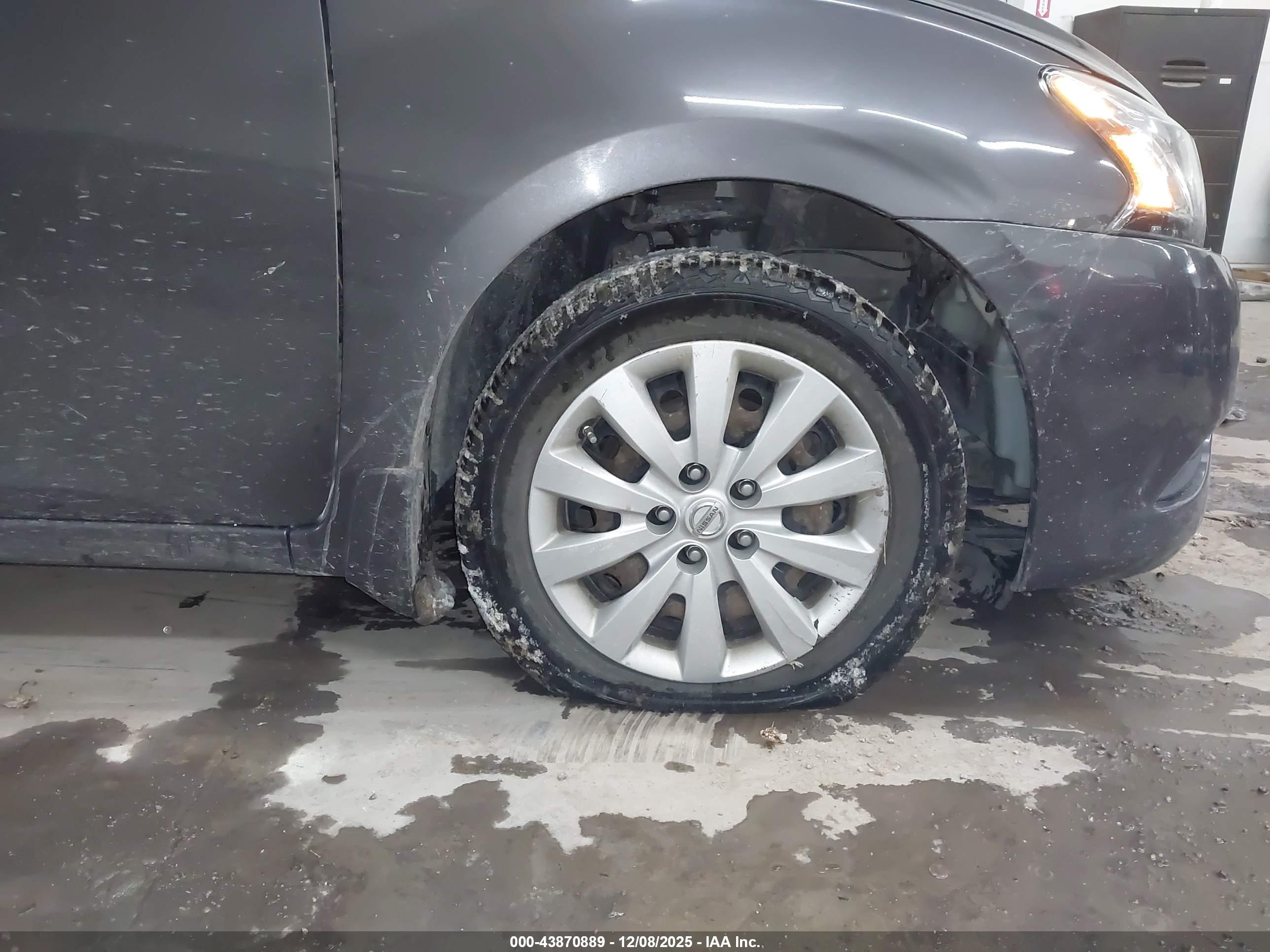NISSAN SENTRA image 6