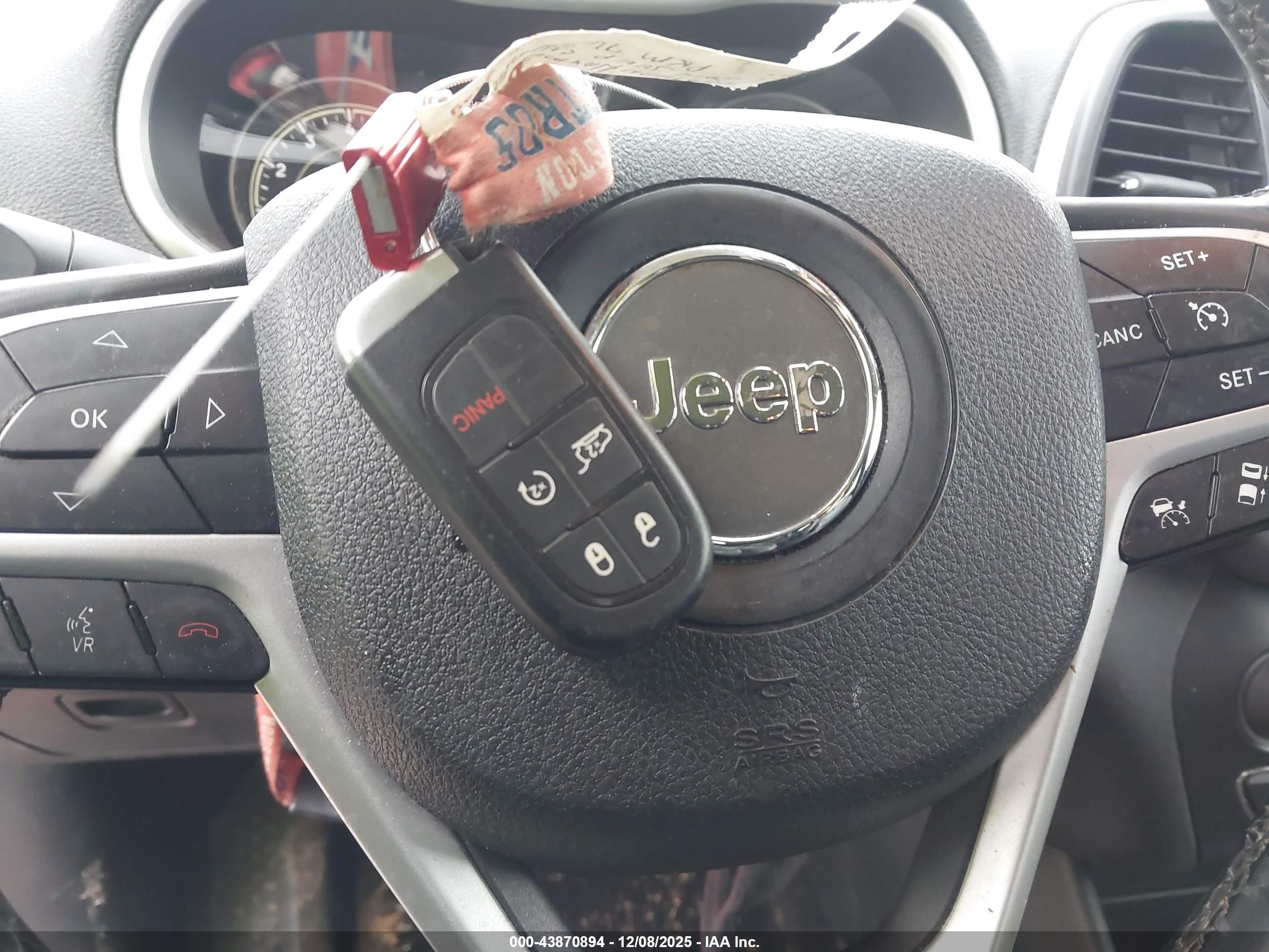JEEP CHEROKEE image 11