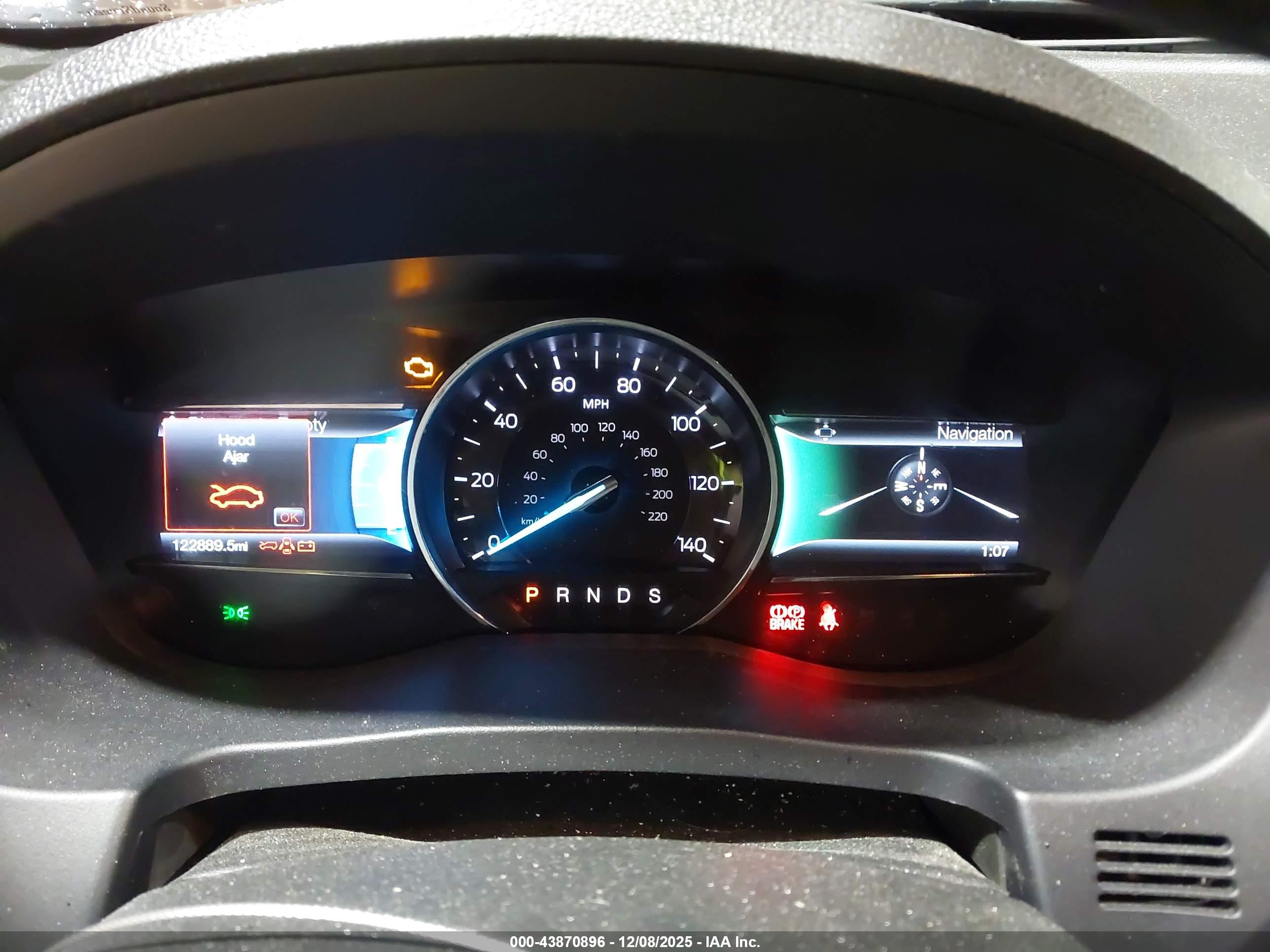 FORD EXPLORER image 7
