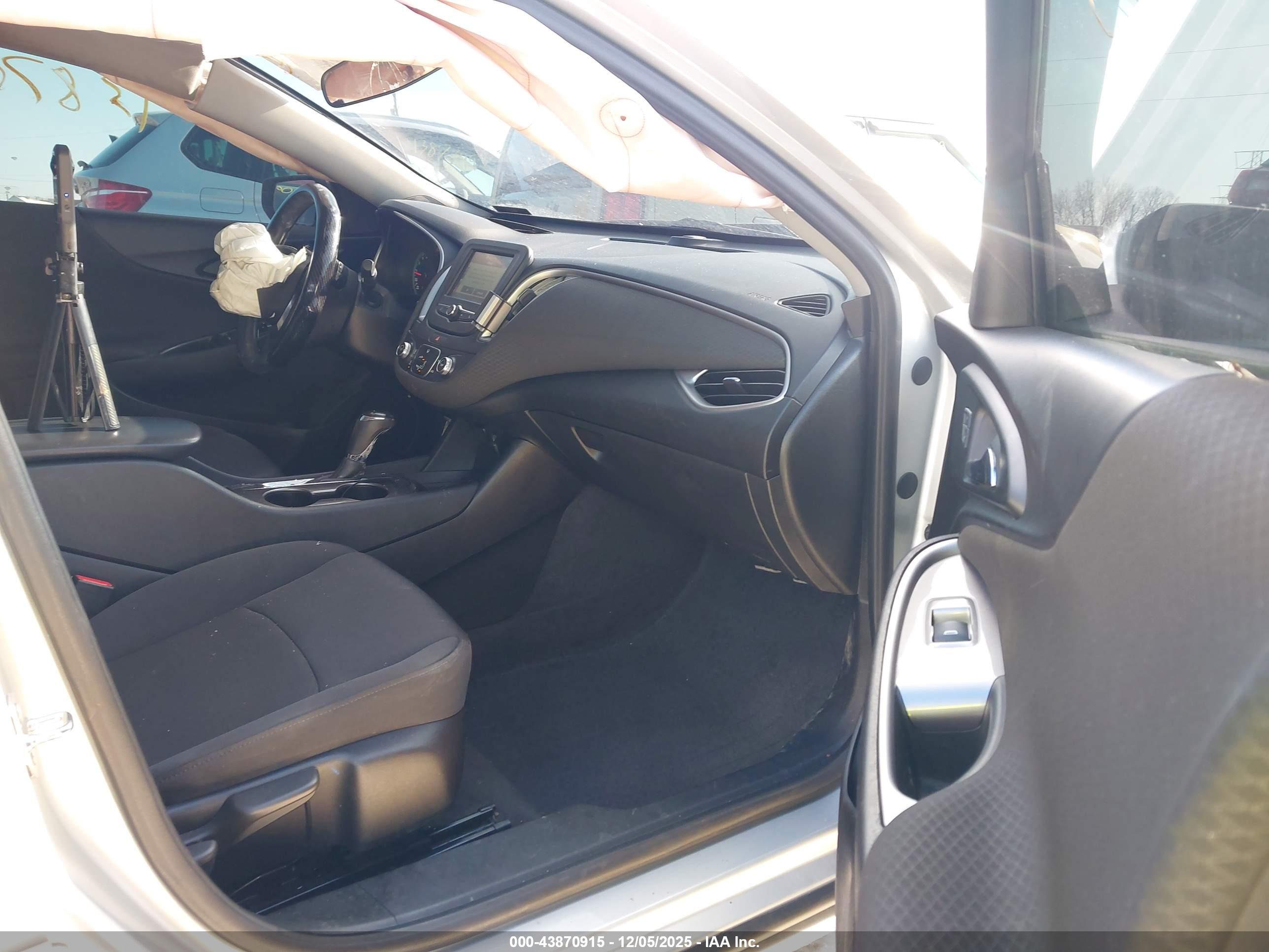 CHEVROLET MALIBU image 5