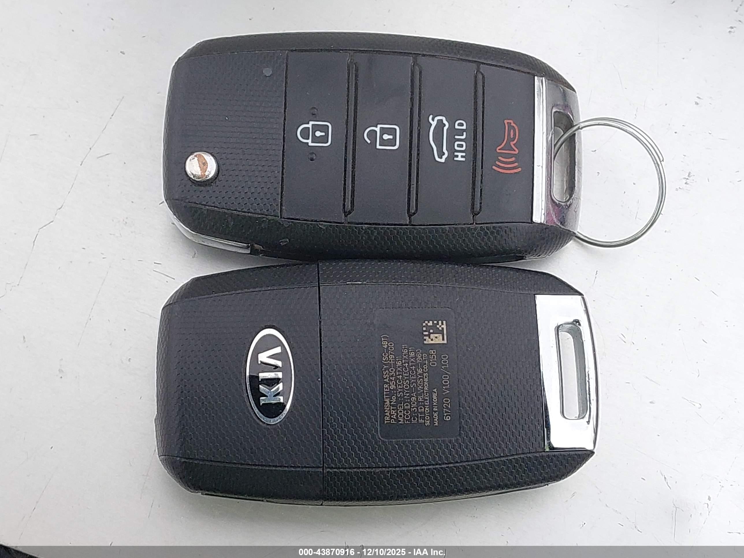 KIA RIO image 11