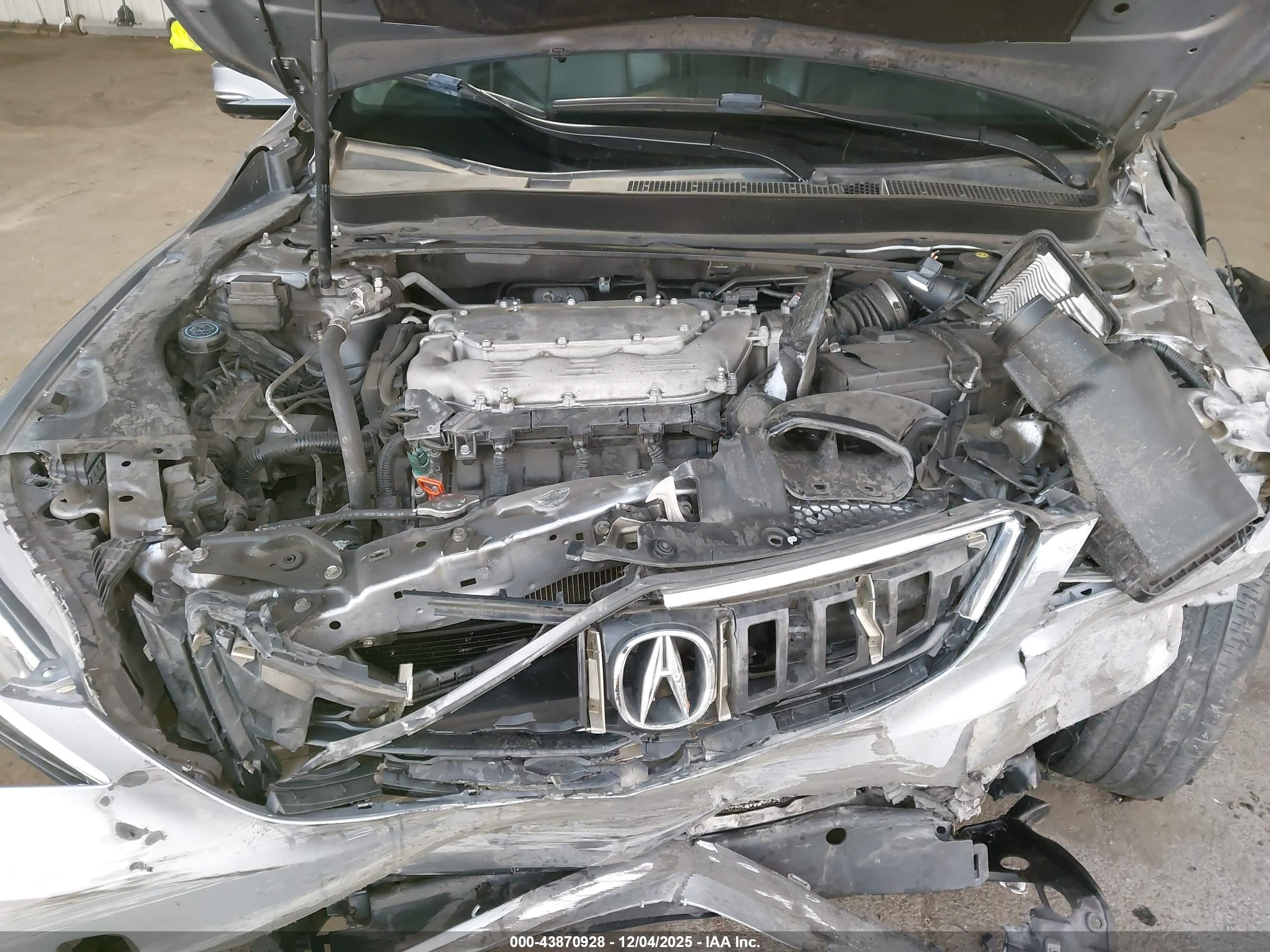 ACURA TLX image 10