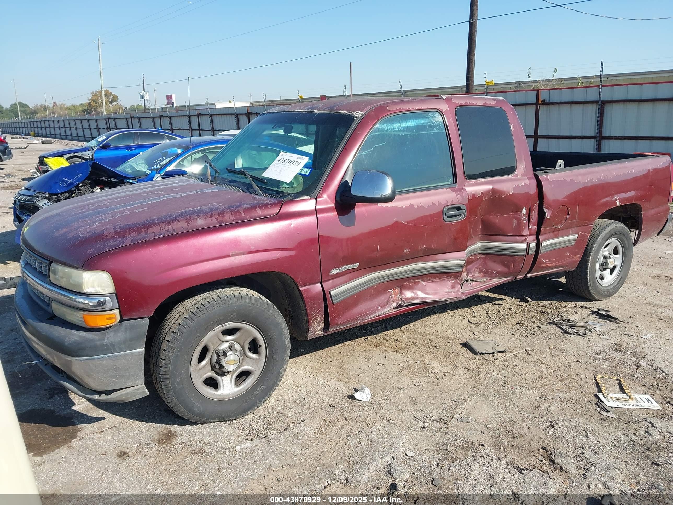 CHEVROLET SILVERADO image 2
