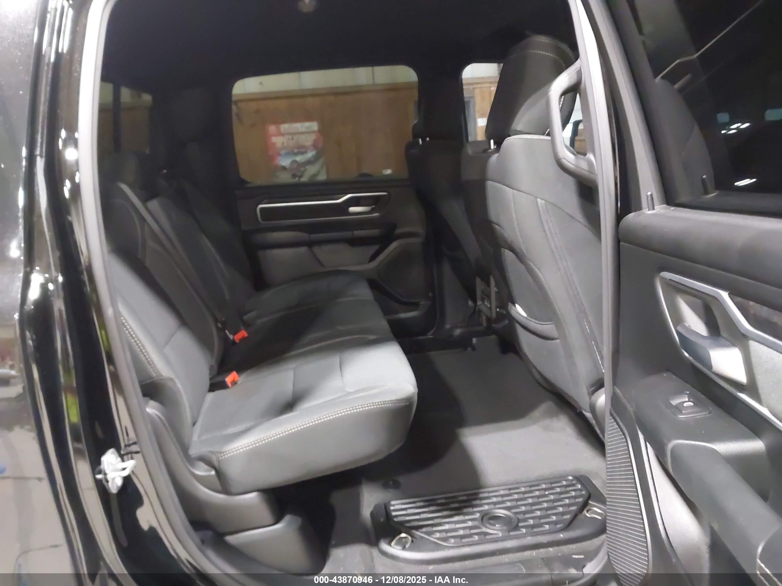 RAM 1500 image 8