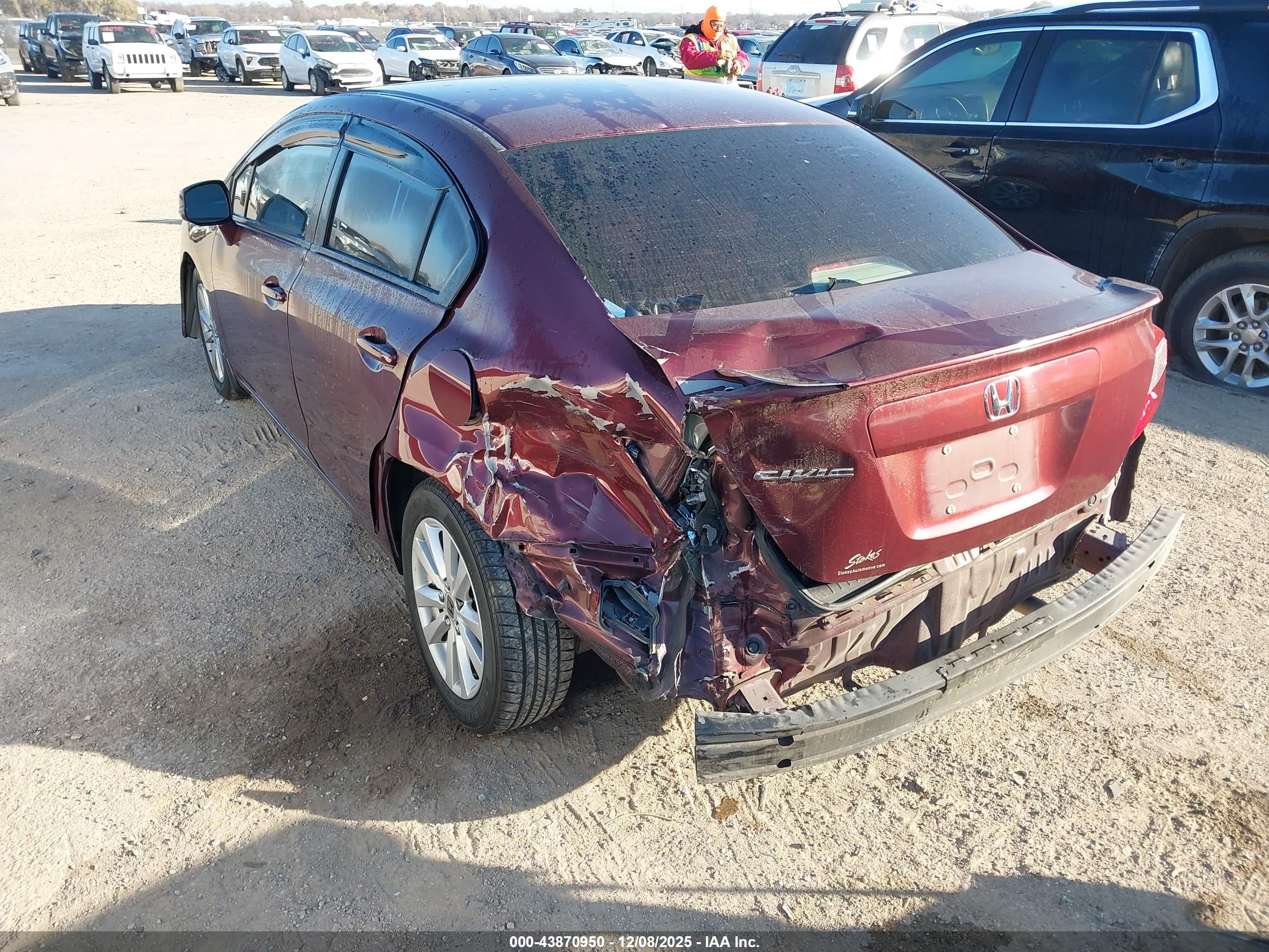 HONDA CIVIC image 3