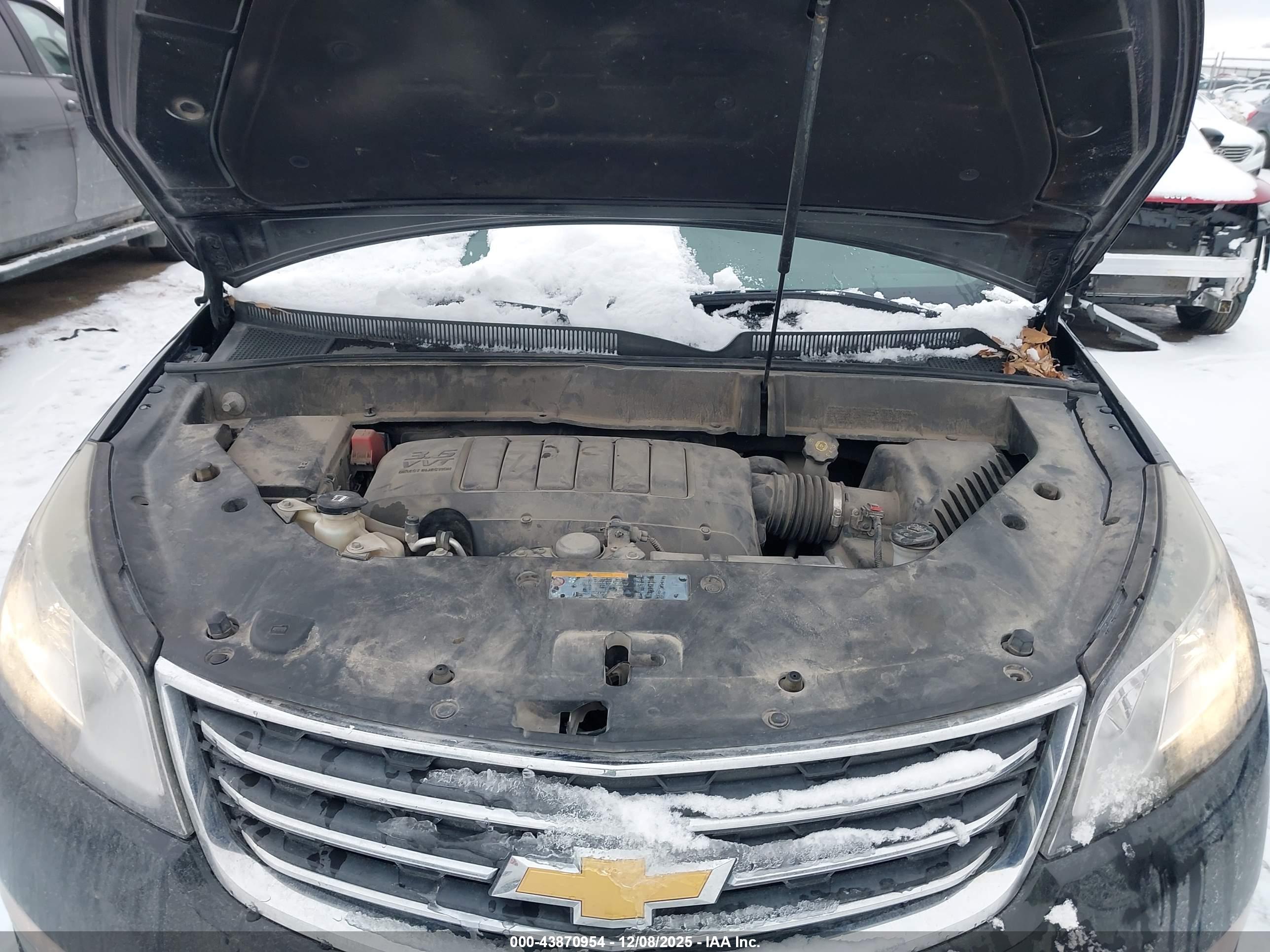 CHEVROLET TRAVERSE image 10