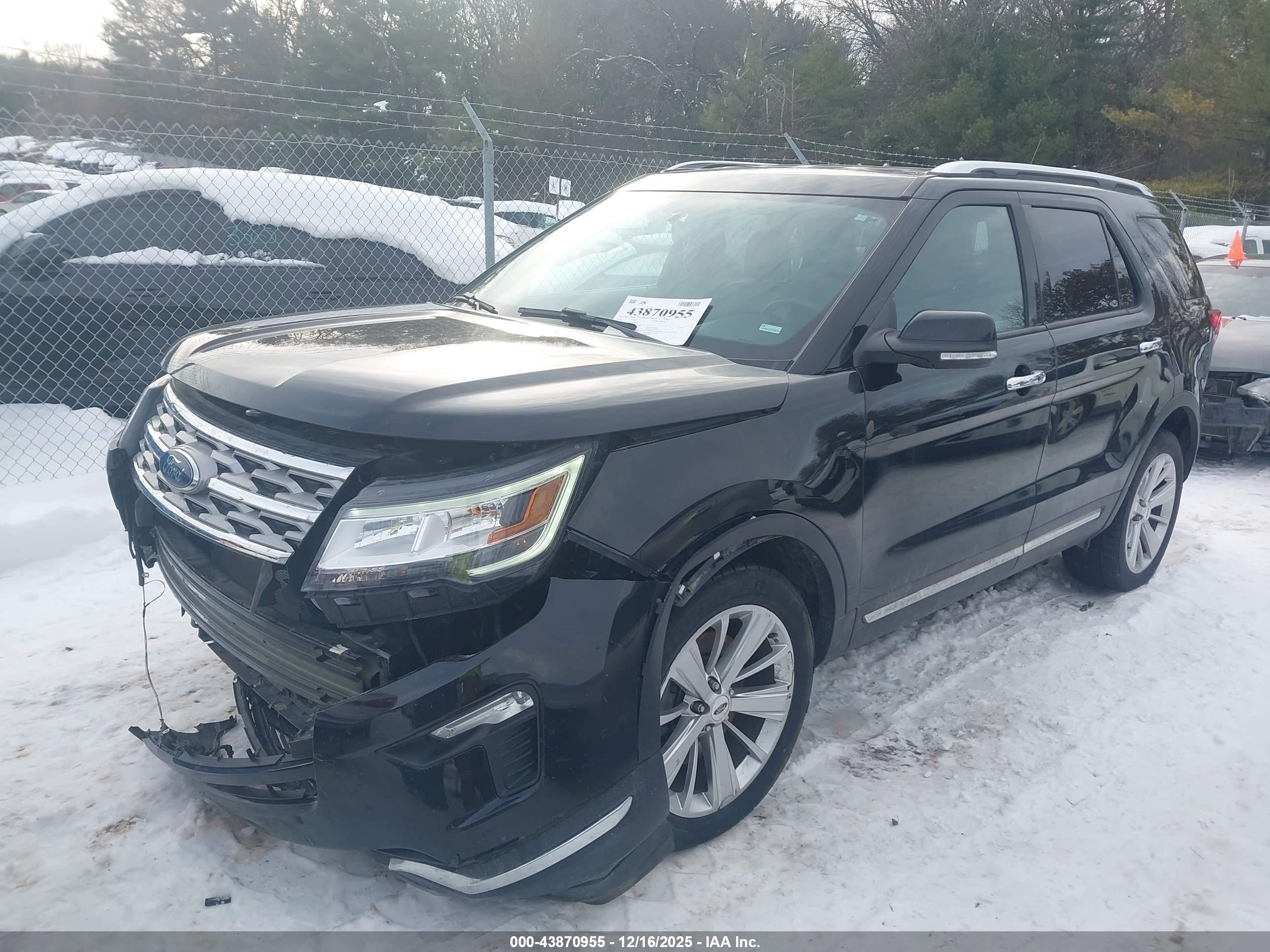 FORD EXPLORER image 2