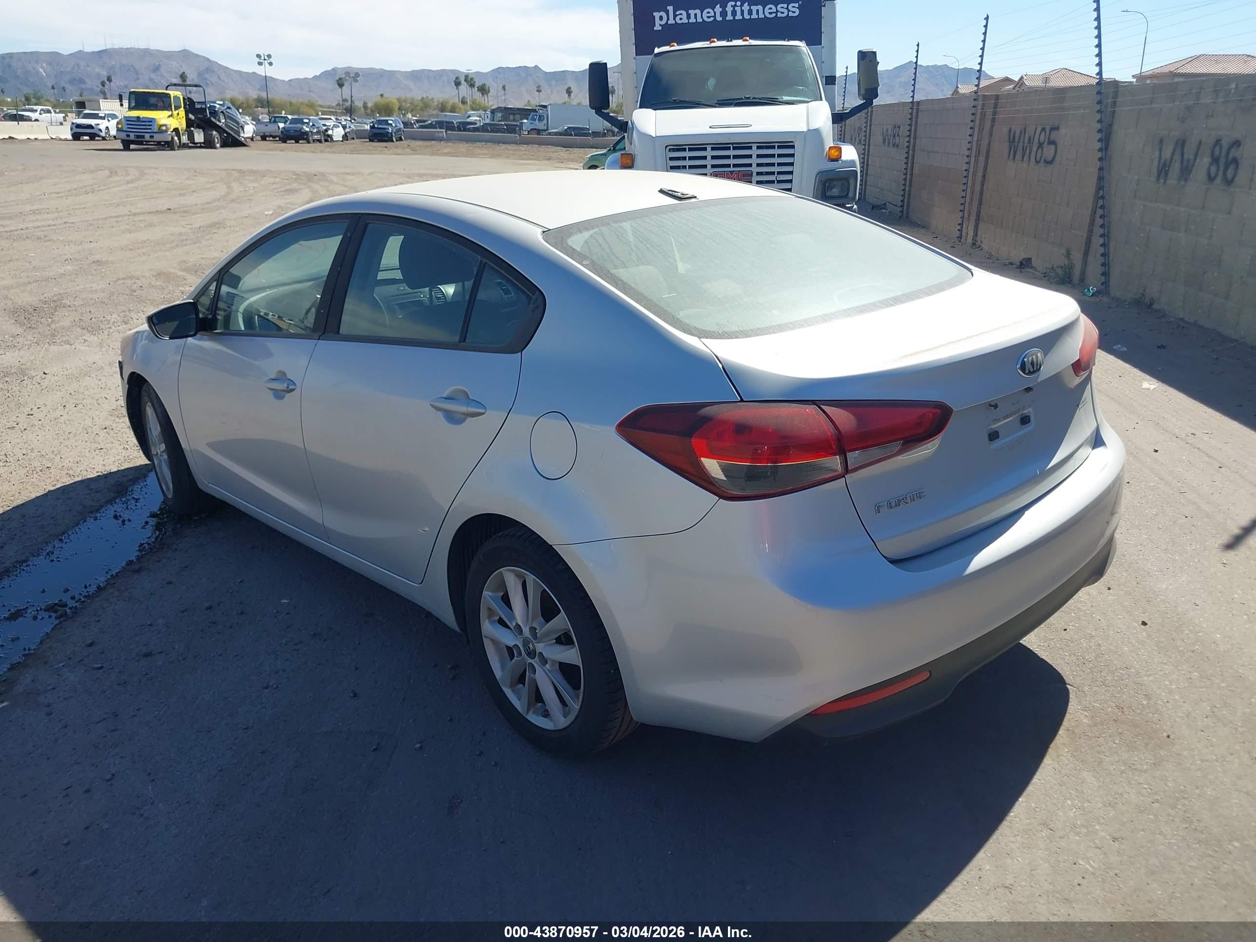 KIA FORTE image 3