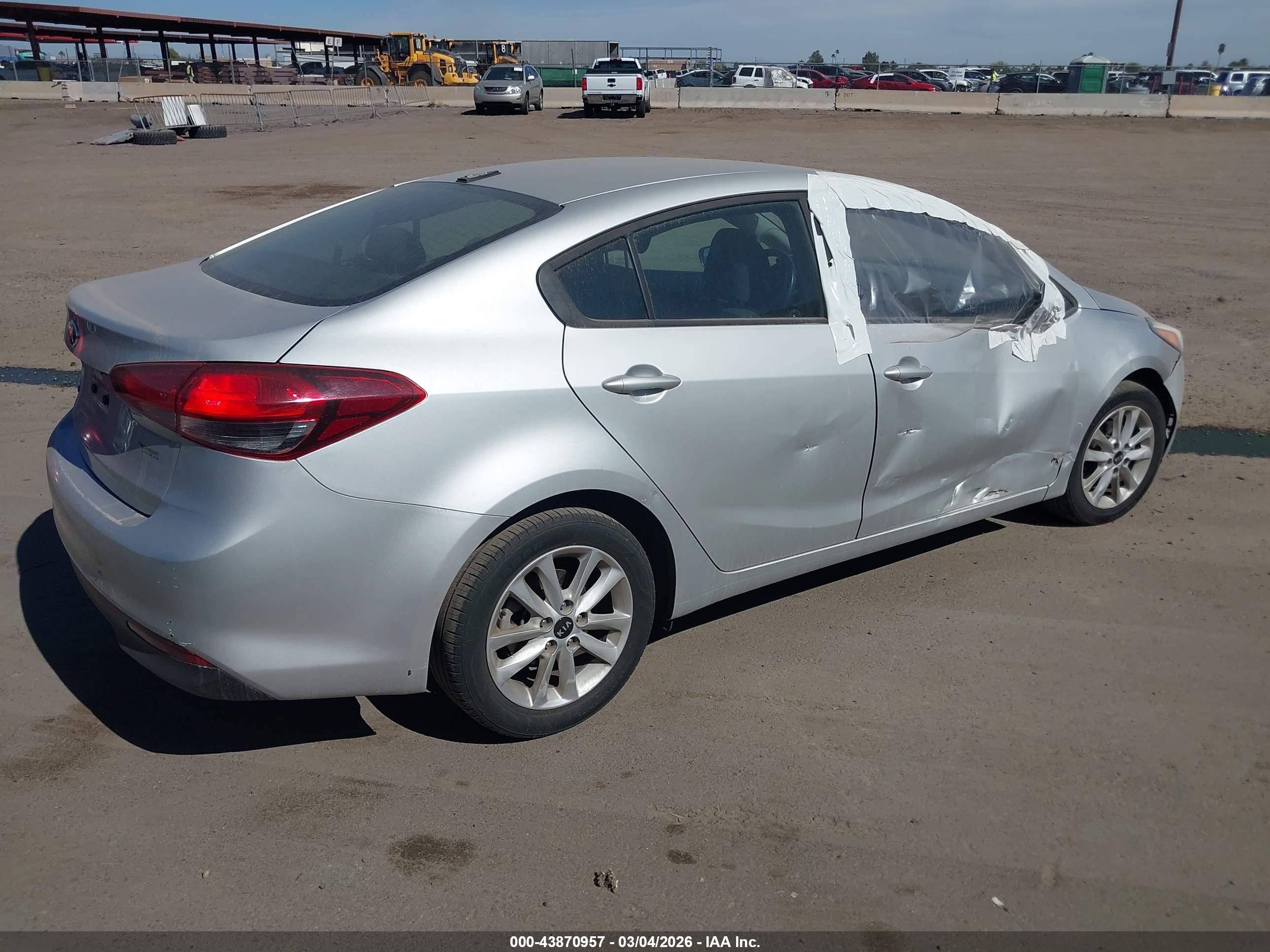 KIA FORTE image 4