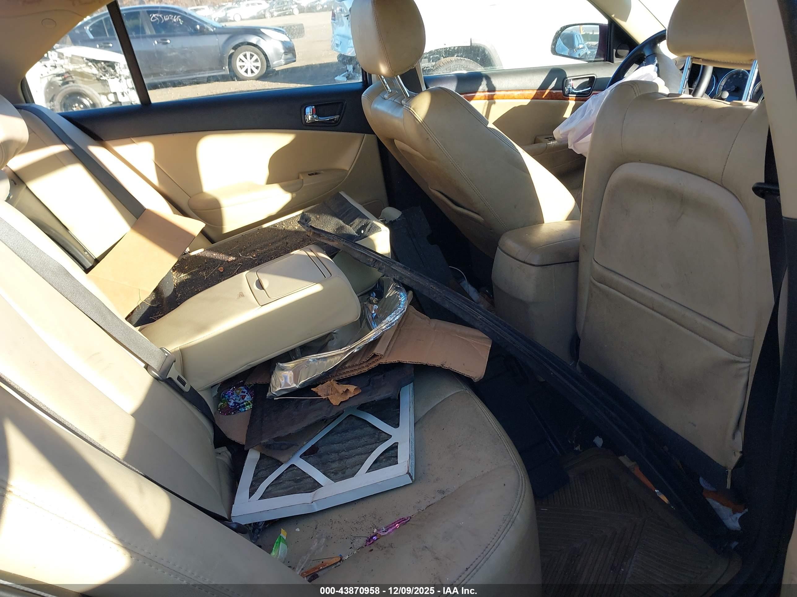 HYUNDAI SONATA image 8