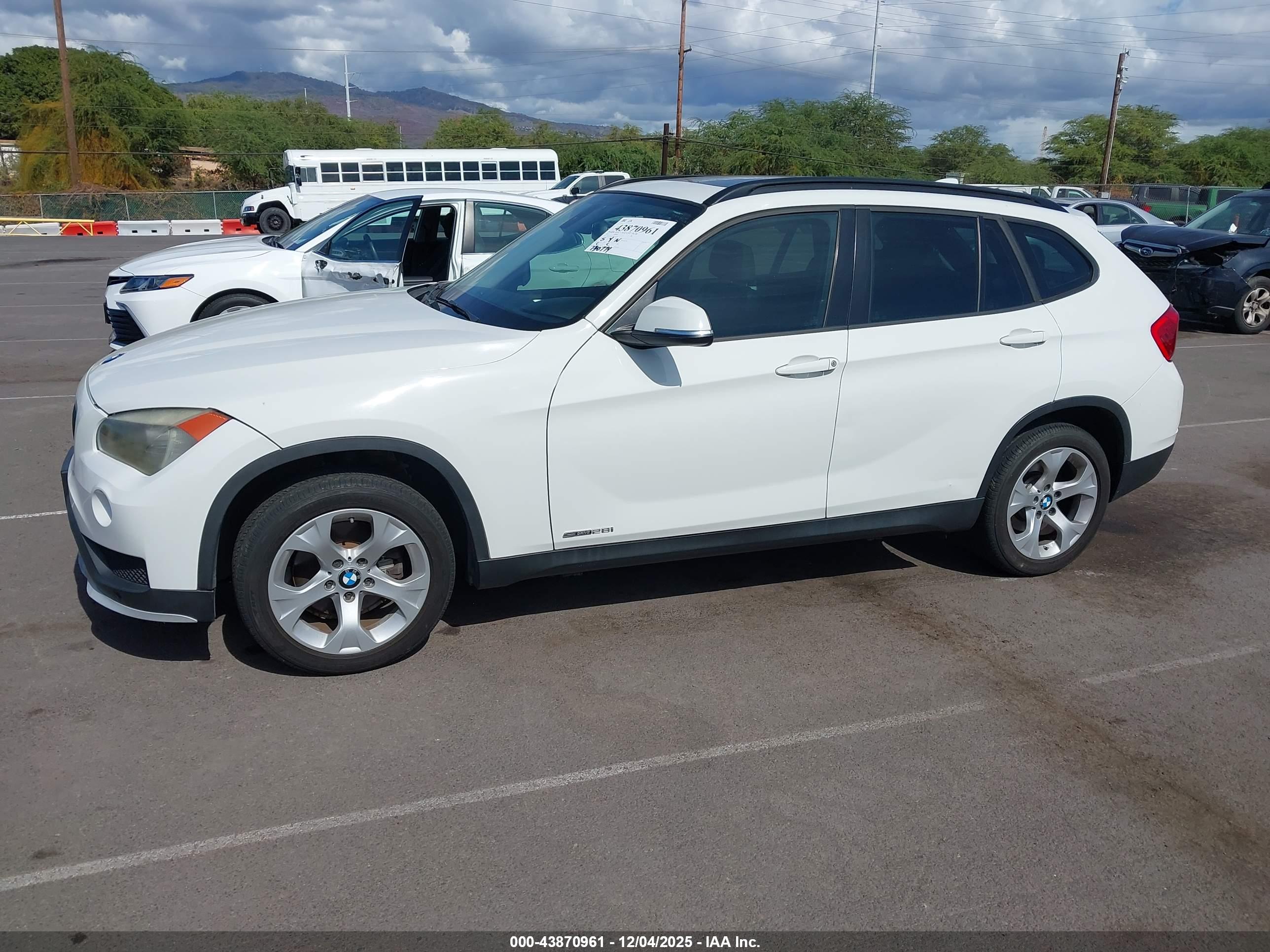 BMW X1 image 2