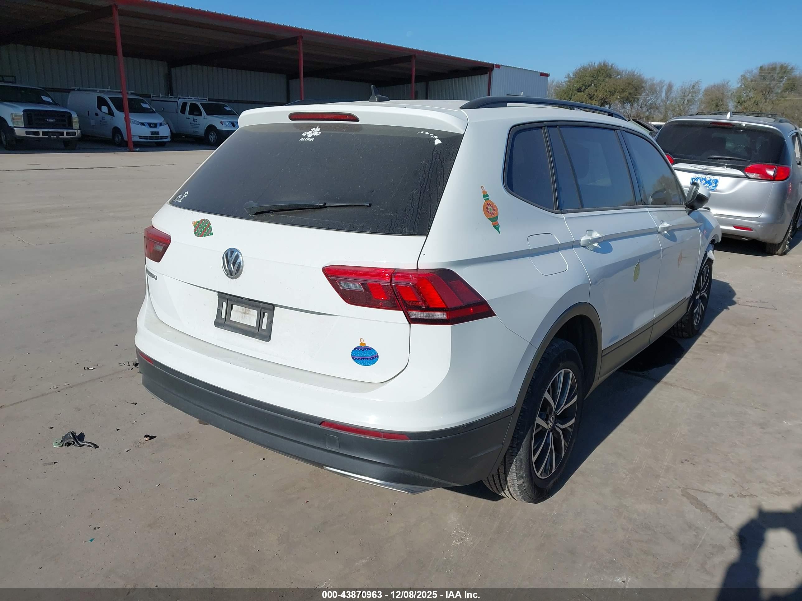 VOLKSWAGEN TIGUAN image 4