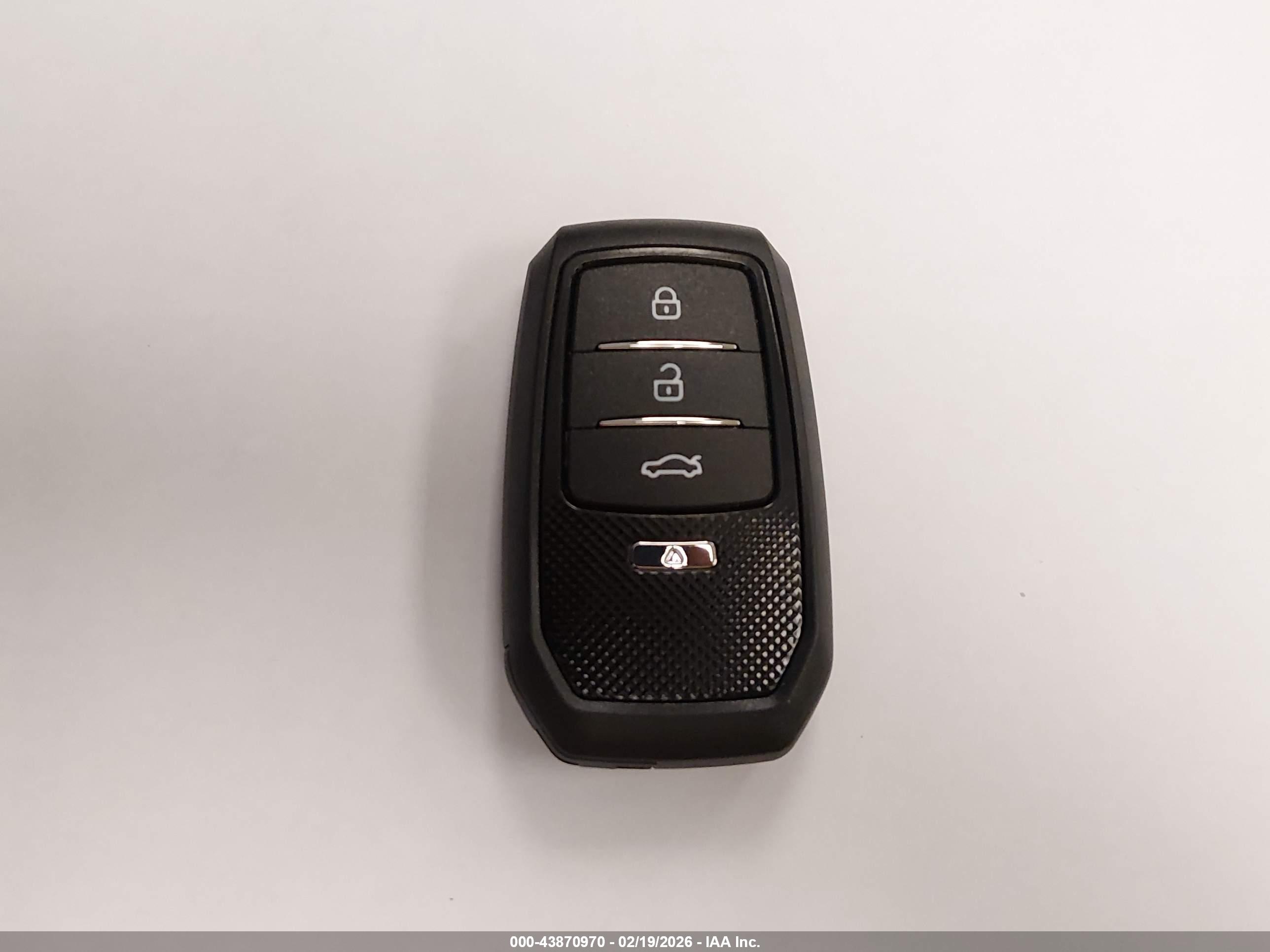 HYUNDAI TUCSON image 11