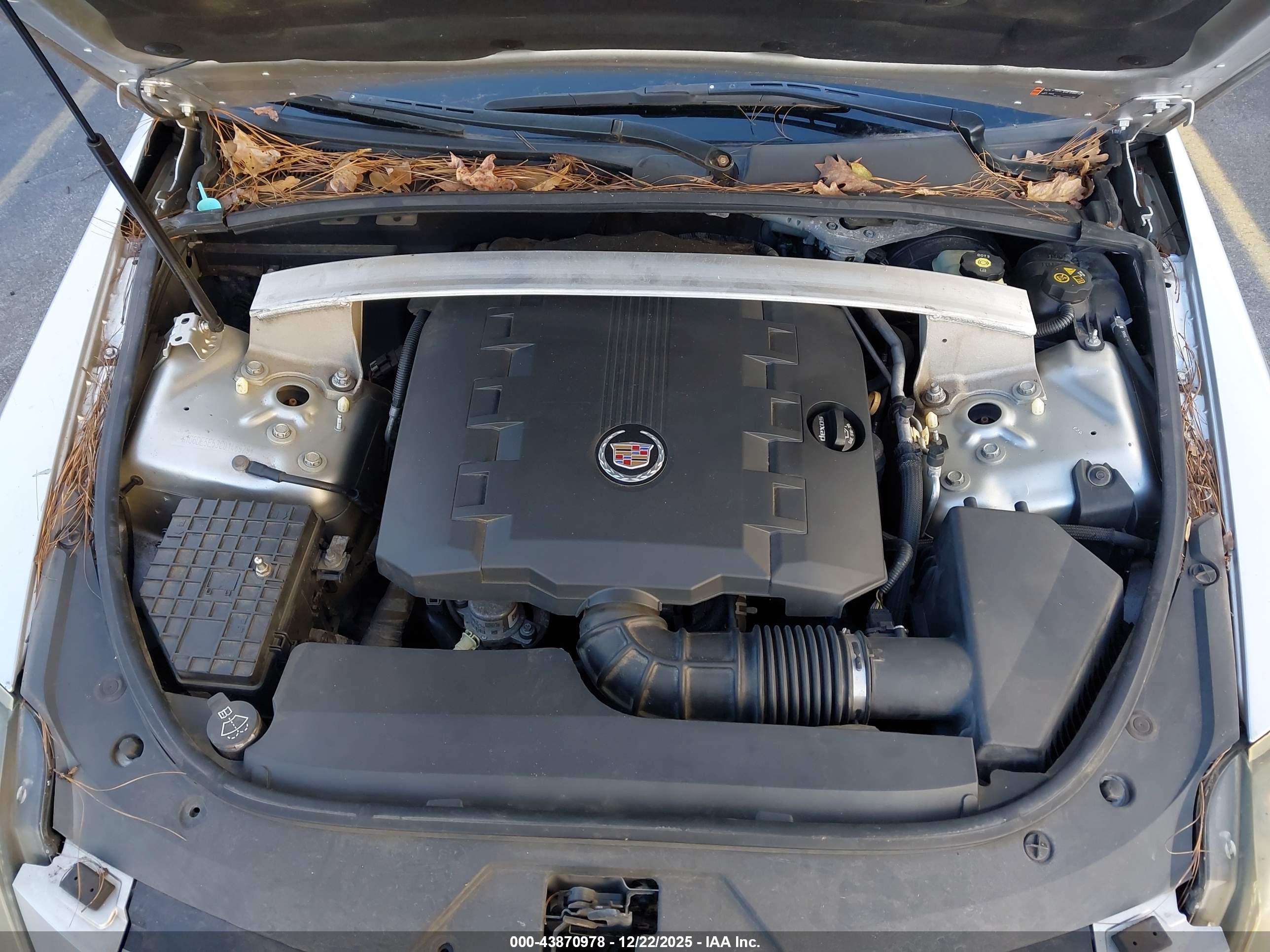 CADILLAC CTS image 10