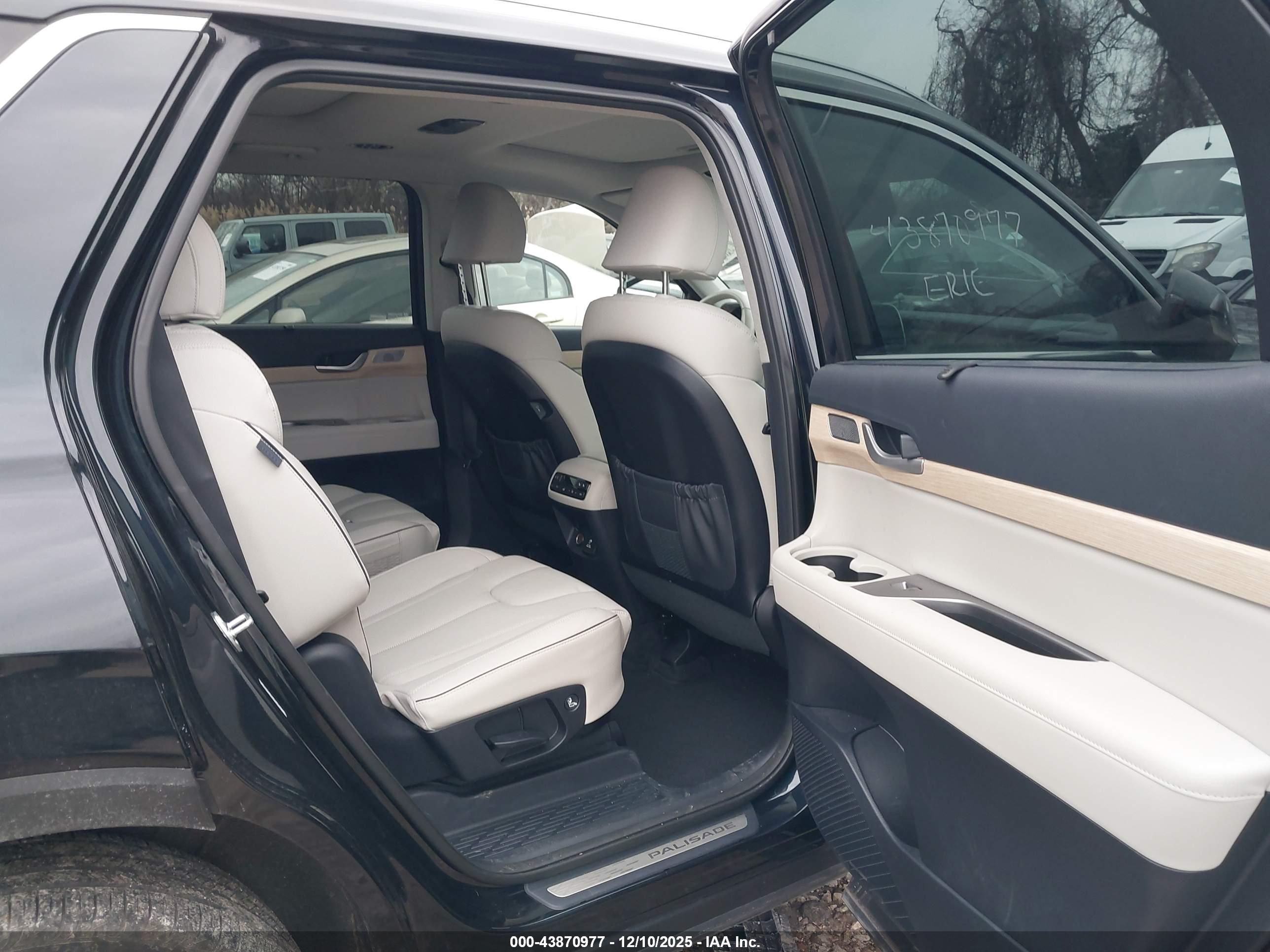 HYUNDAI PALISADE image 8