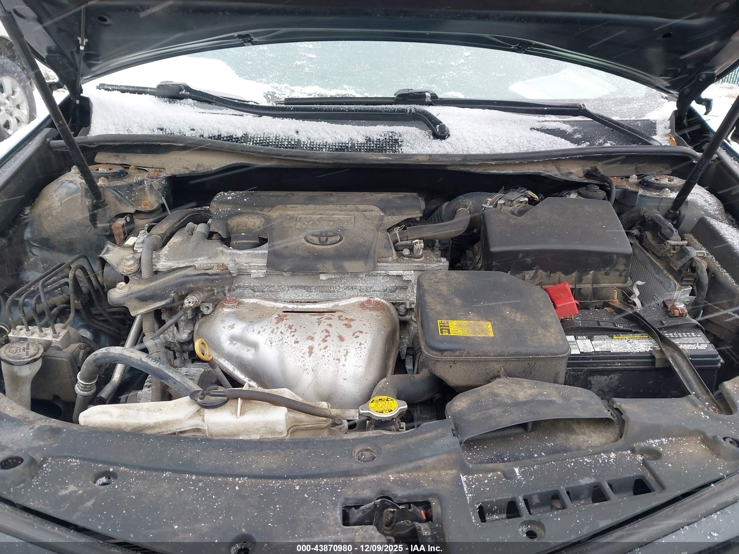 TOYOTA CAMRY image 10