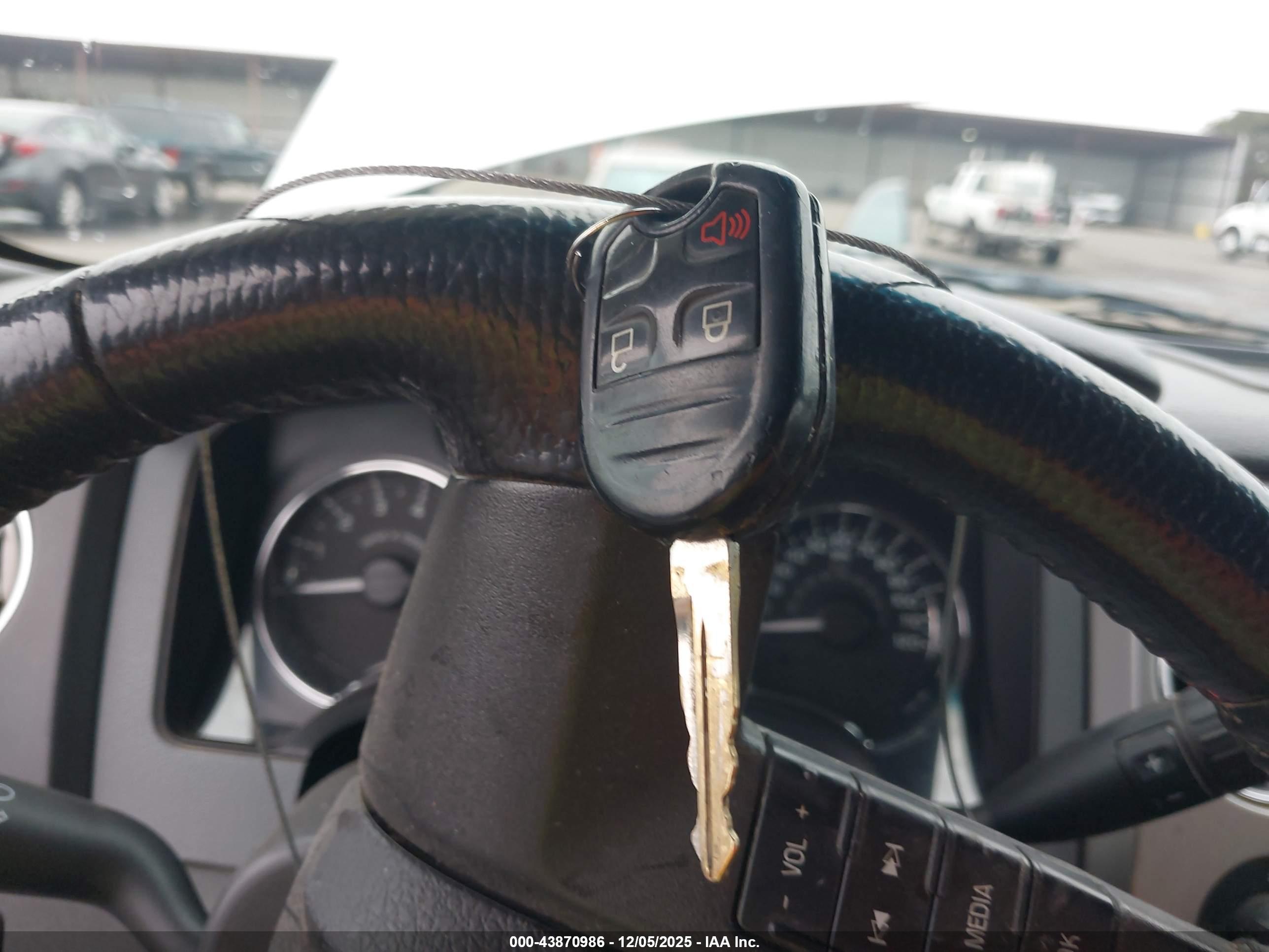 FORD F-150 image 11