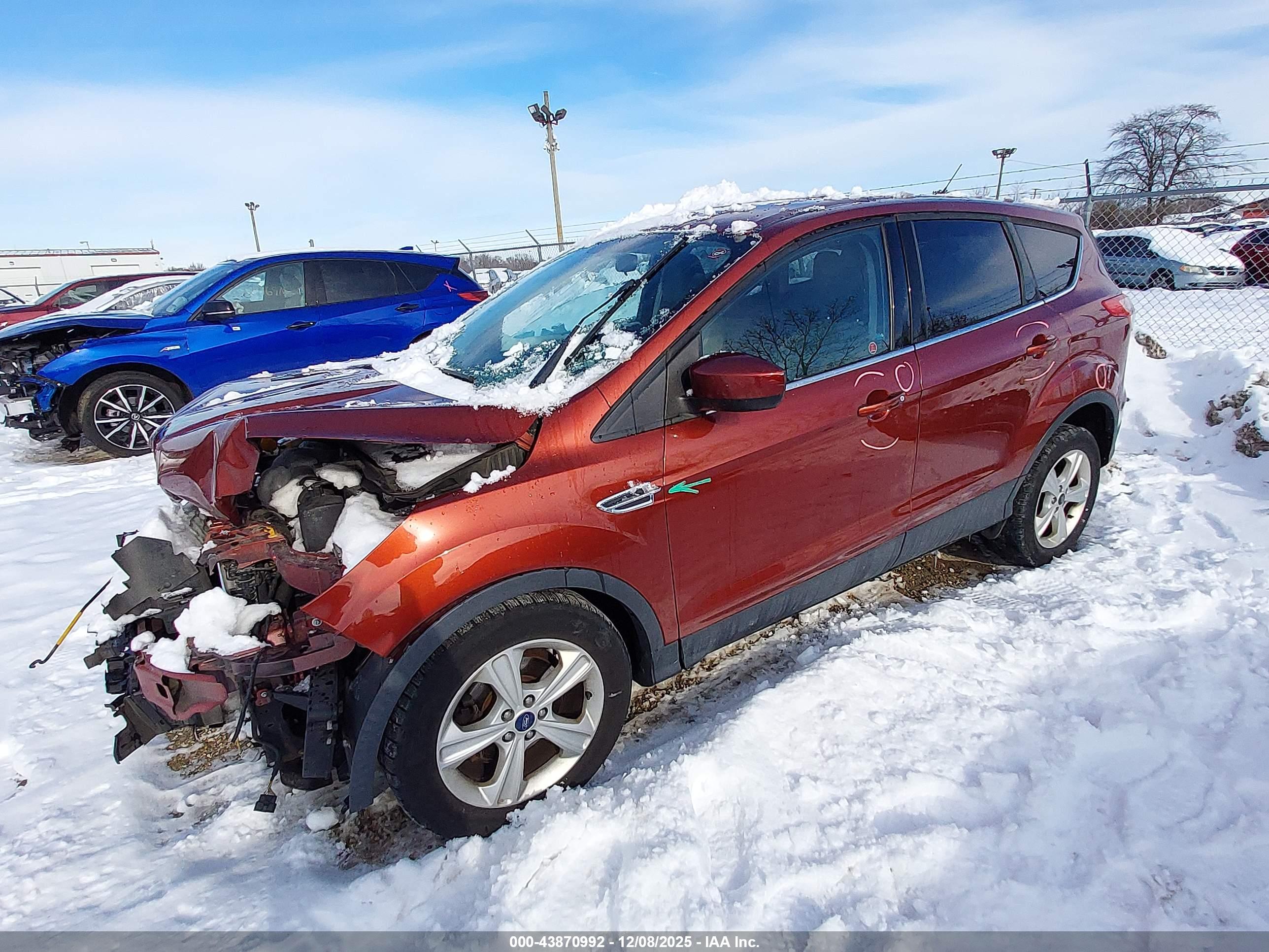 FORD ESCAPE image 2