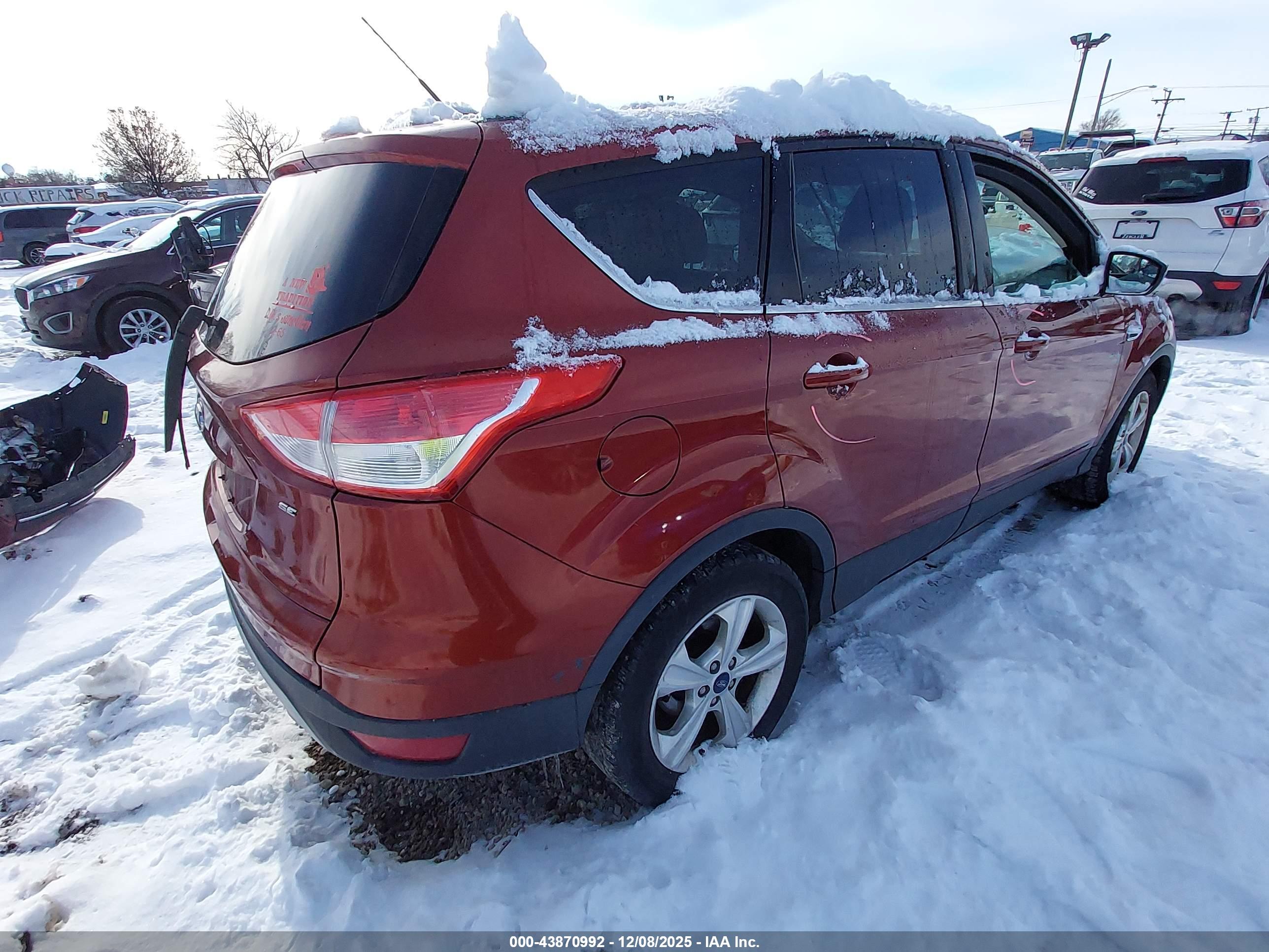 FORD ESCAPE image 4
