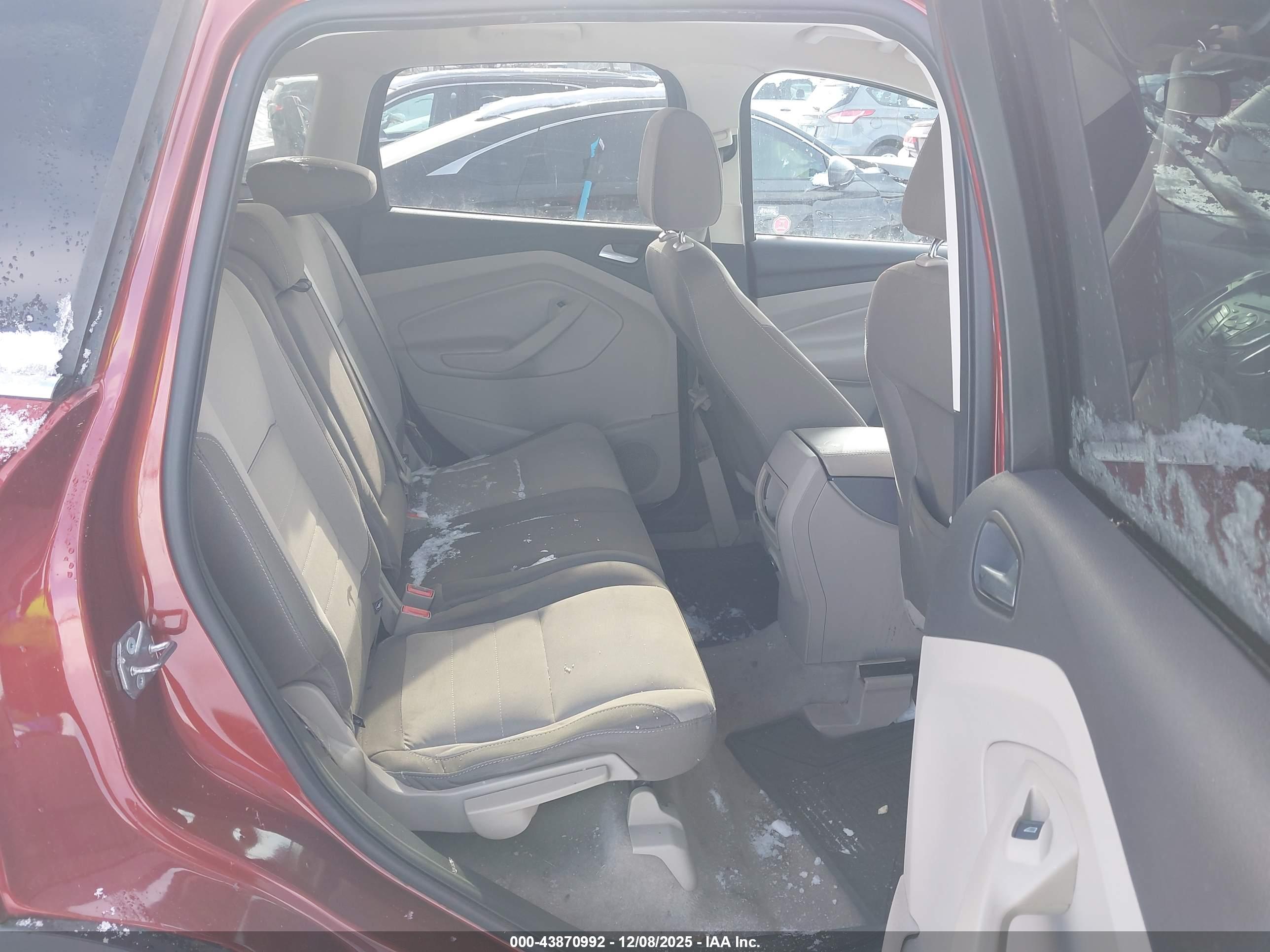 FORD ESCAPE image 8