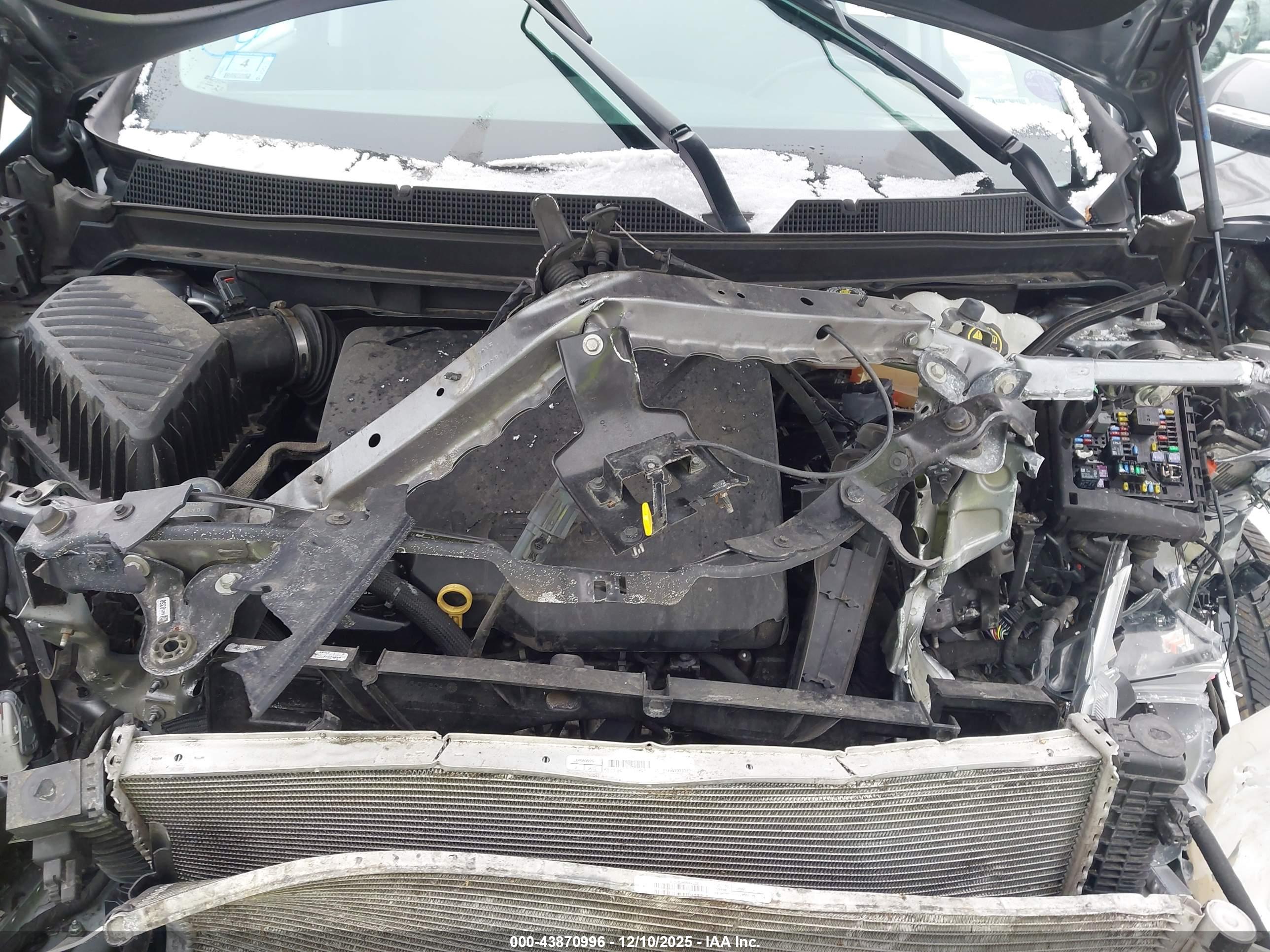 CHEVROLET TRAVERSE image 10
