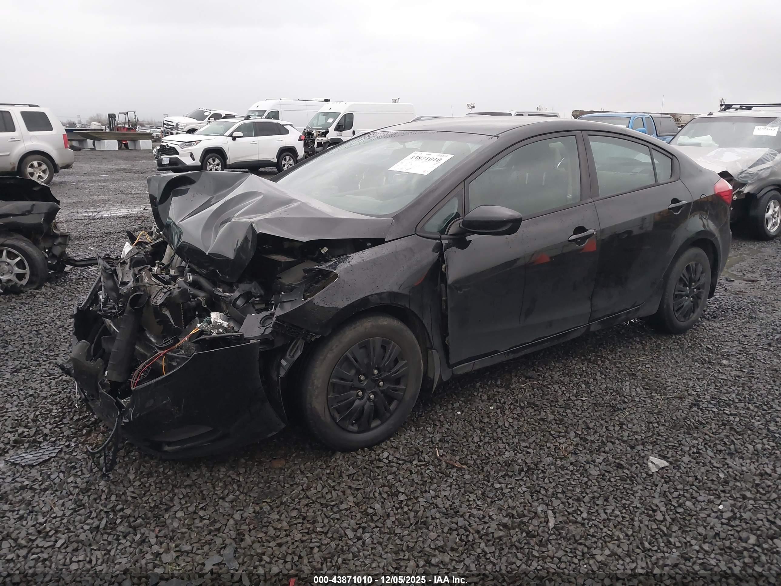 KIA FORTE image 2