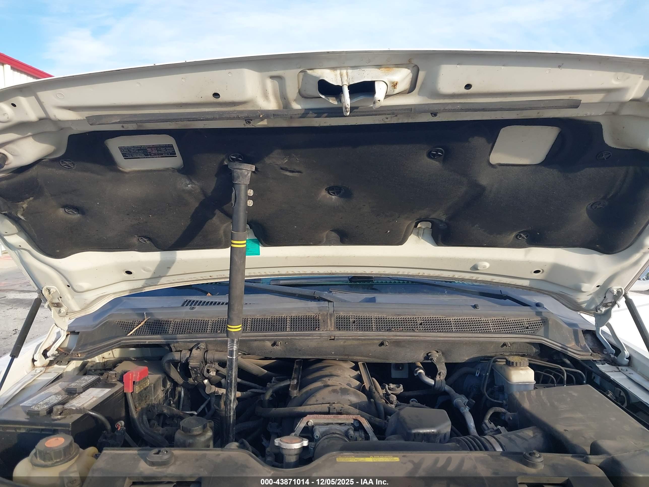 NISSAN ARMADA image 10