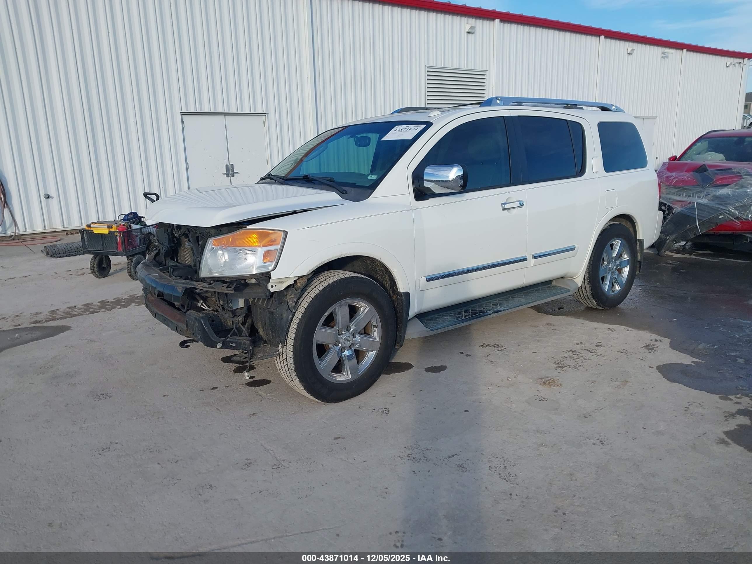 NISSAN ARMADA image 2