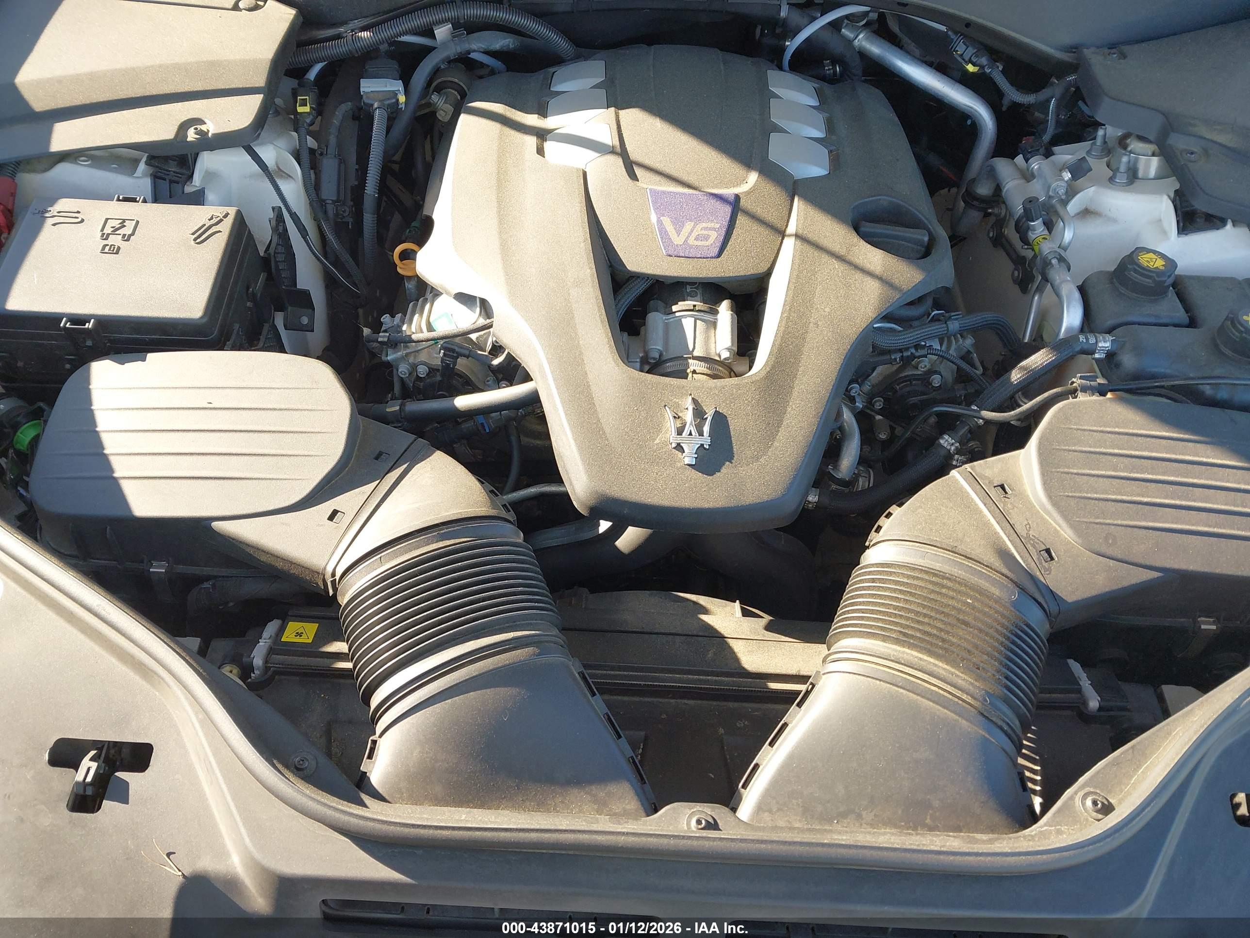 MASERATI LEVANTE image 10