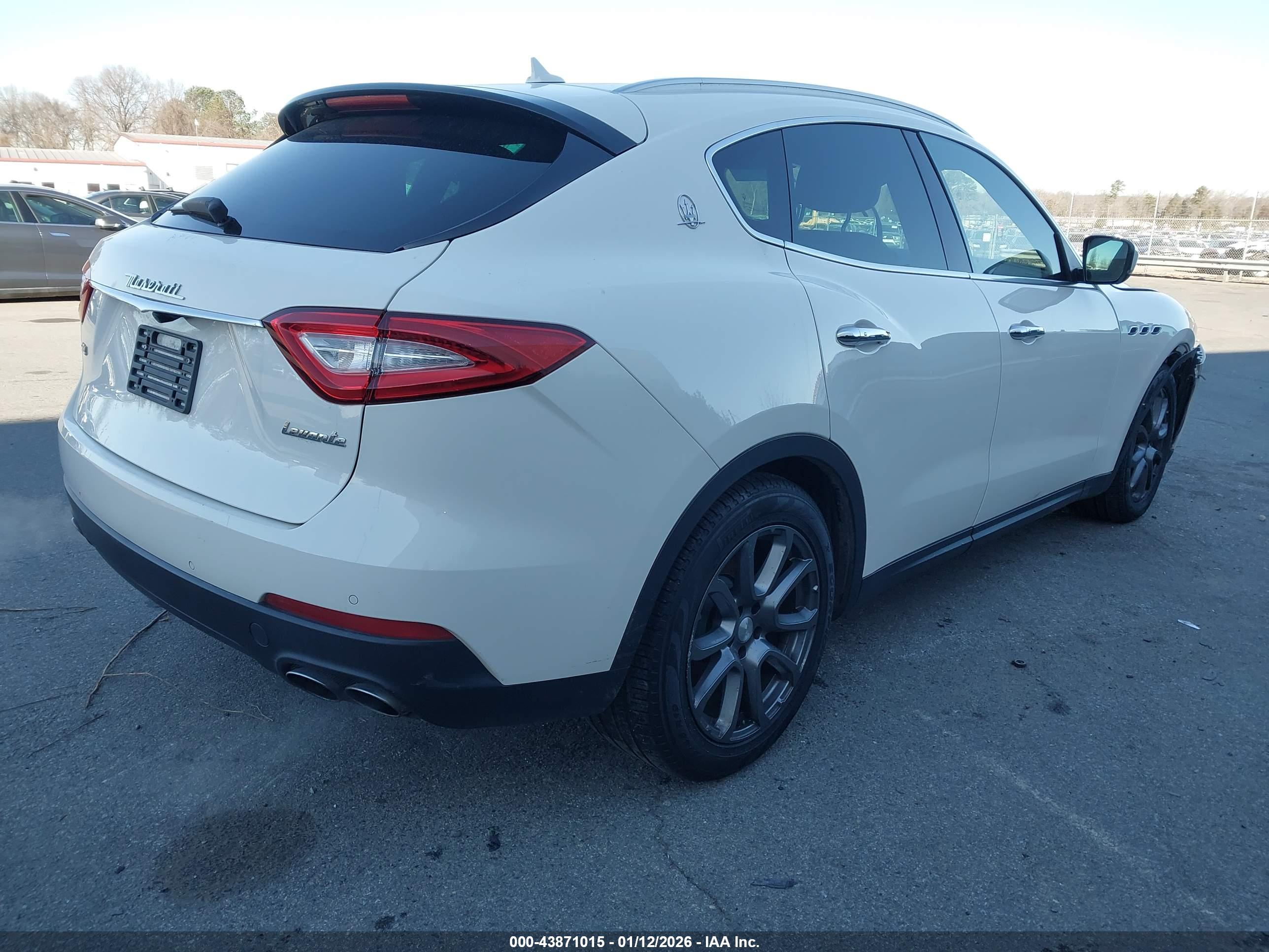 MASERATI LEVANTE image 4