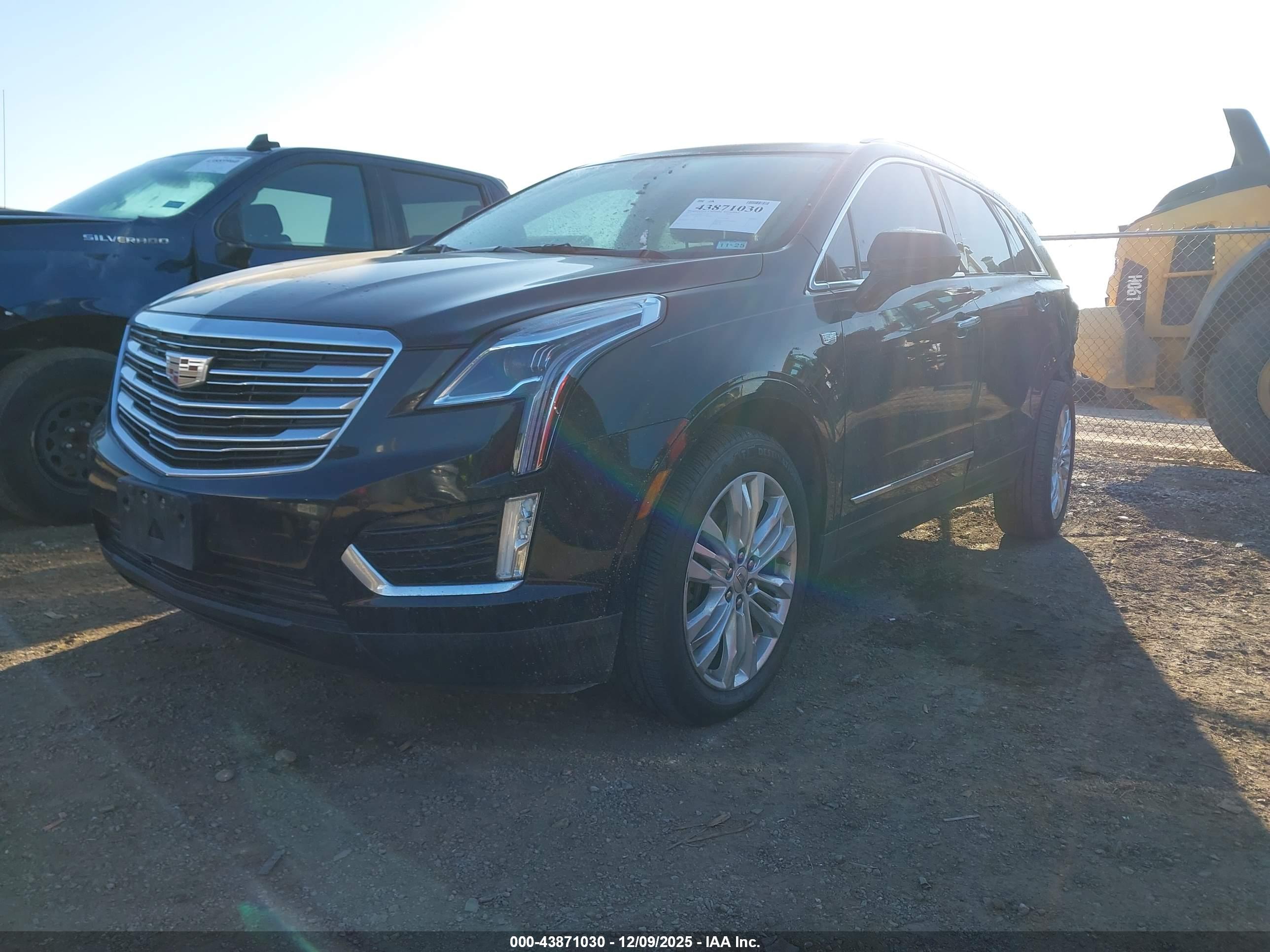 CADILLAC XT5 image 2