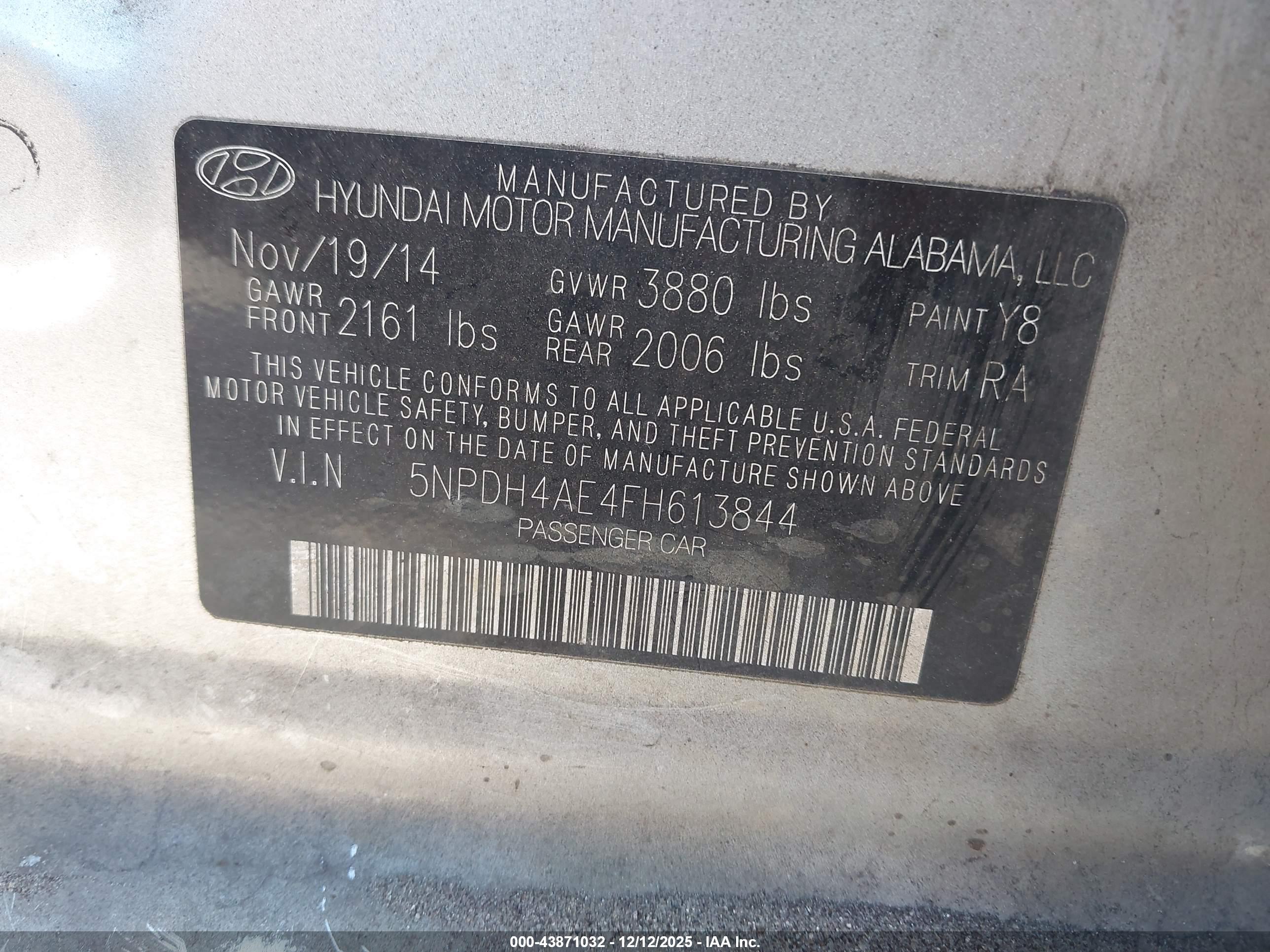 HYUNDAI ELANTRA image 9
