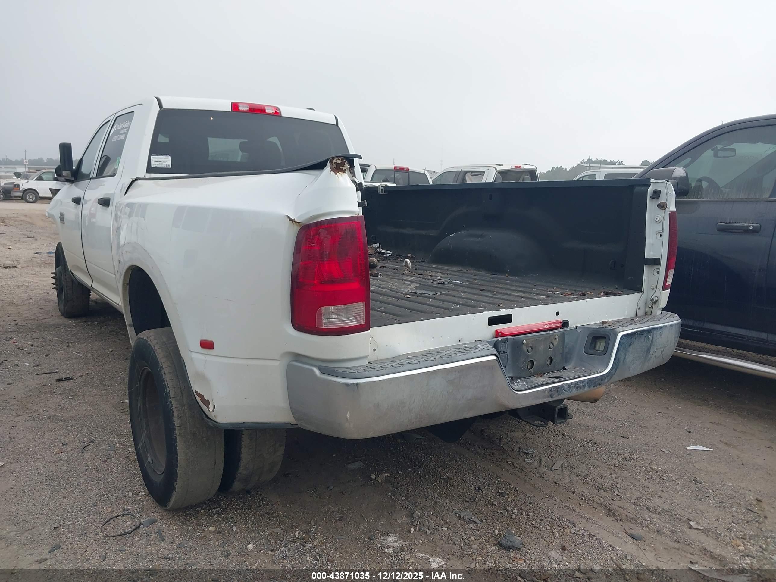 RAM 3500 image 3