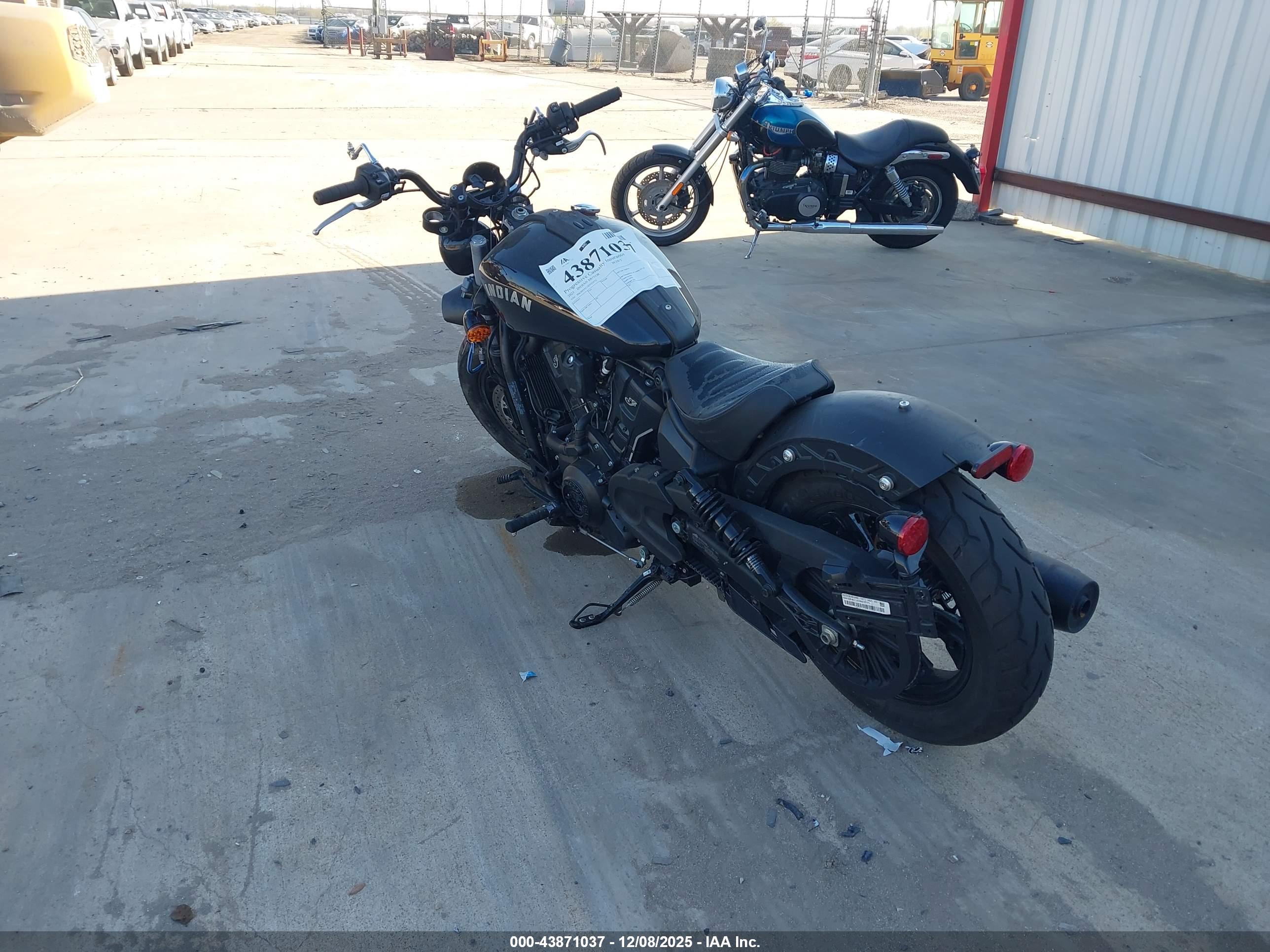 INDIAN MOTORCYCLE image 3