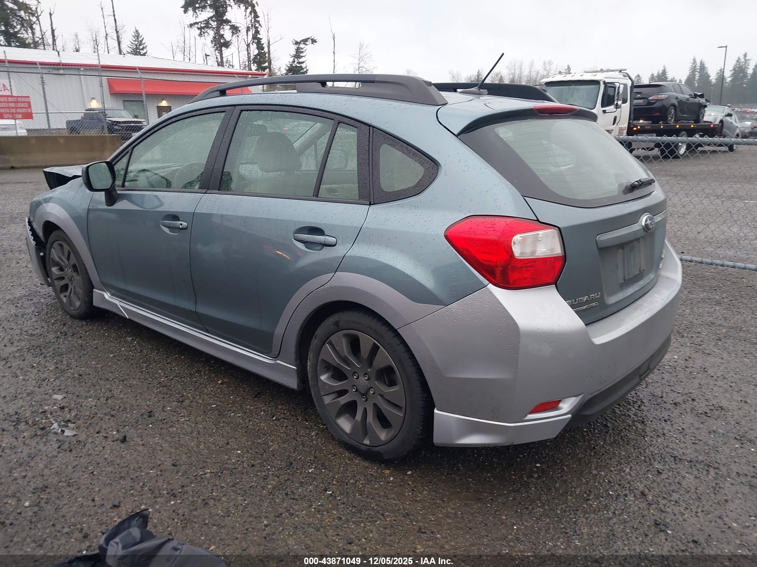 SUBARU IMPREZA image 3