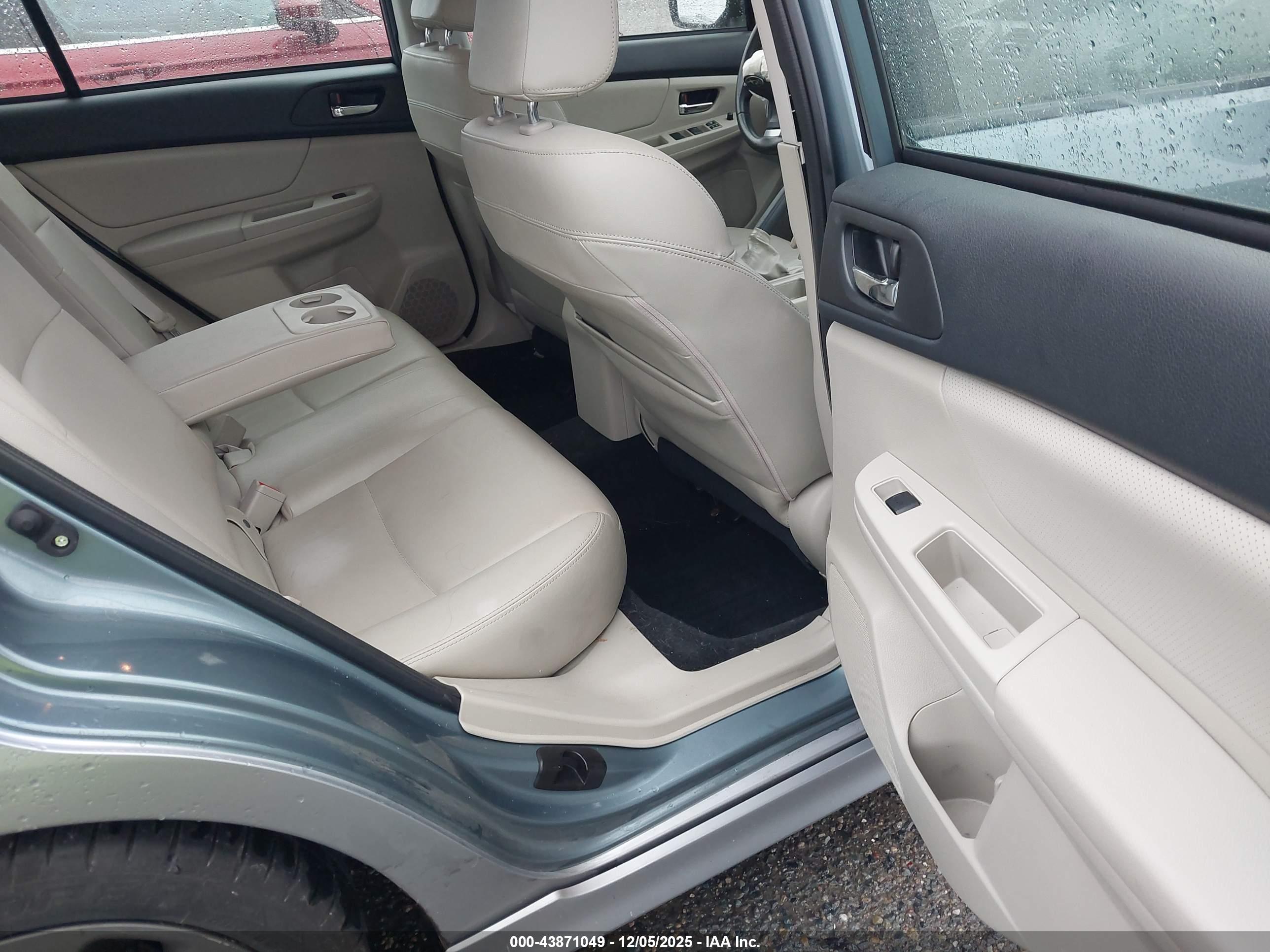 SUBARU IMPREZA image 8