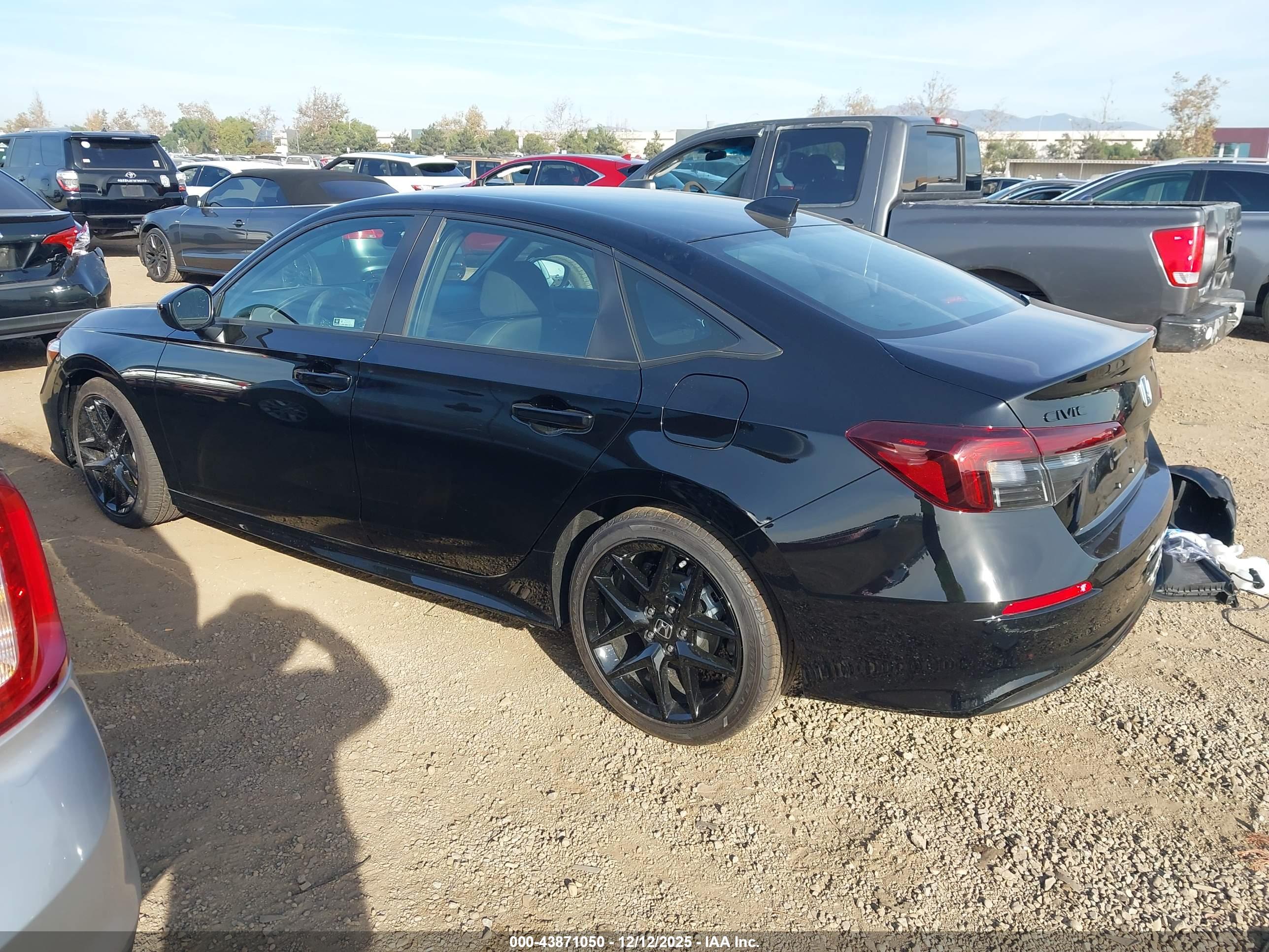 HONDA CIVIC image 3