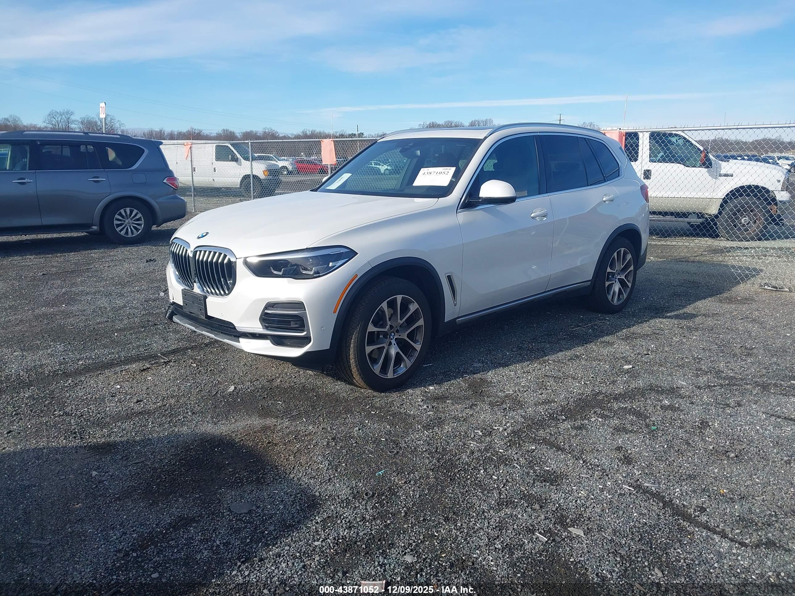 BMW X5 image 2