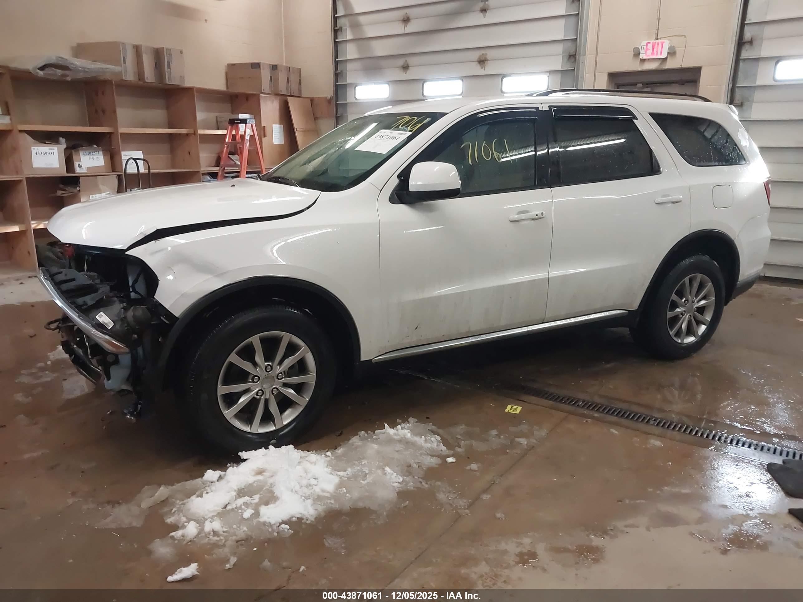DODGE DURANGO image 2