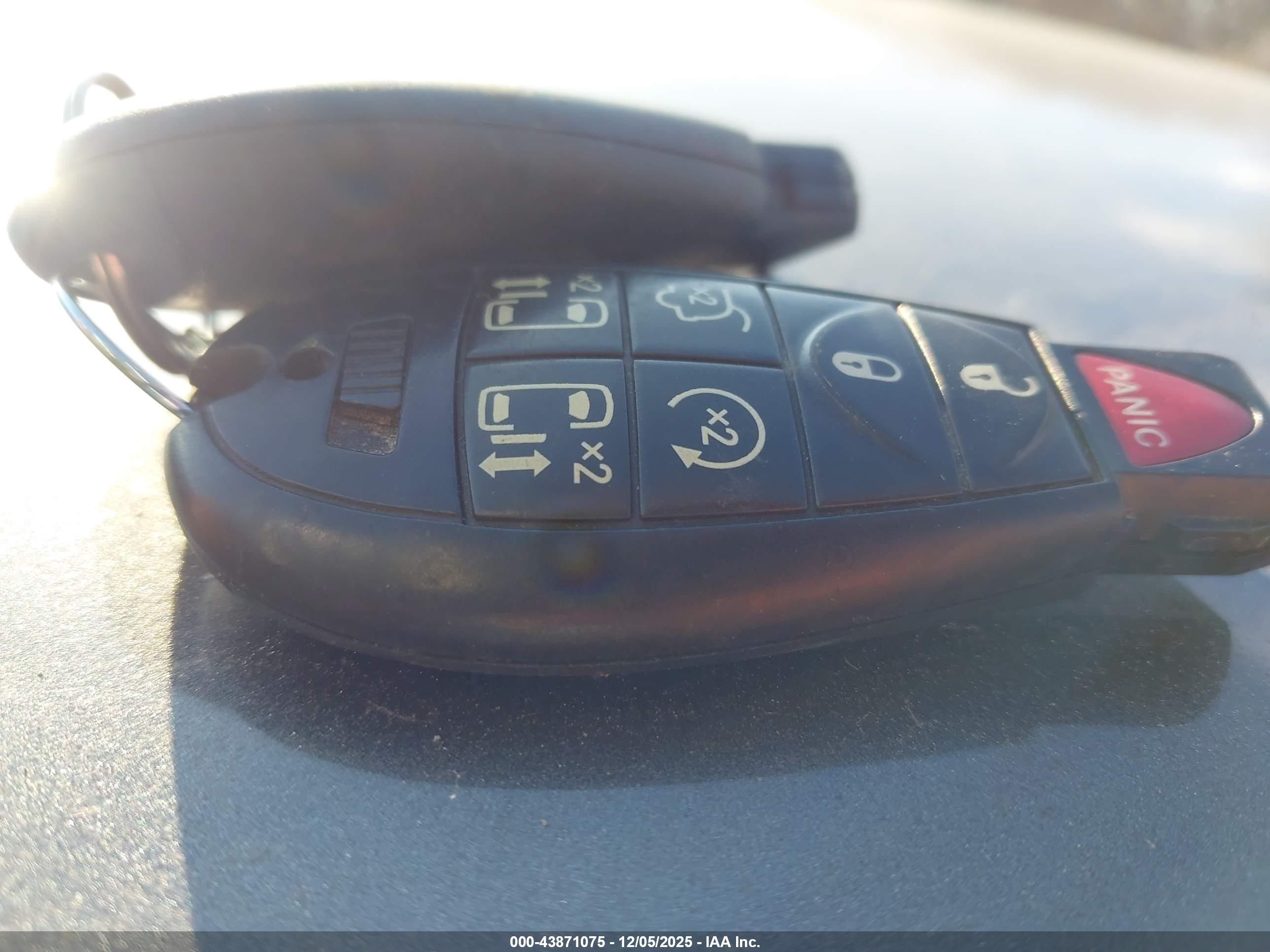 DODGE GRAND image 11