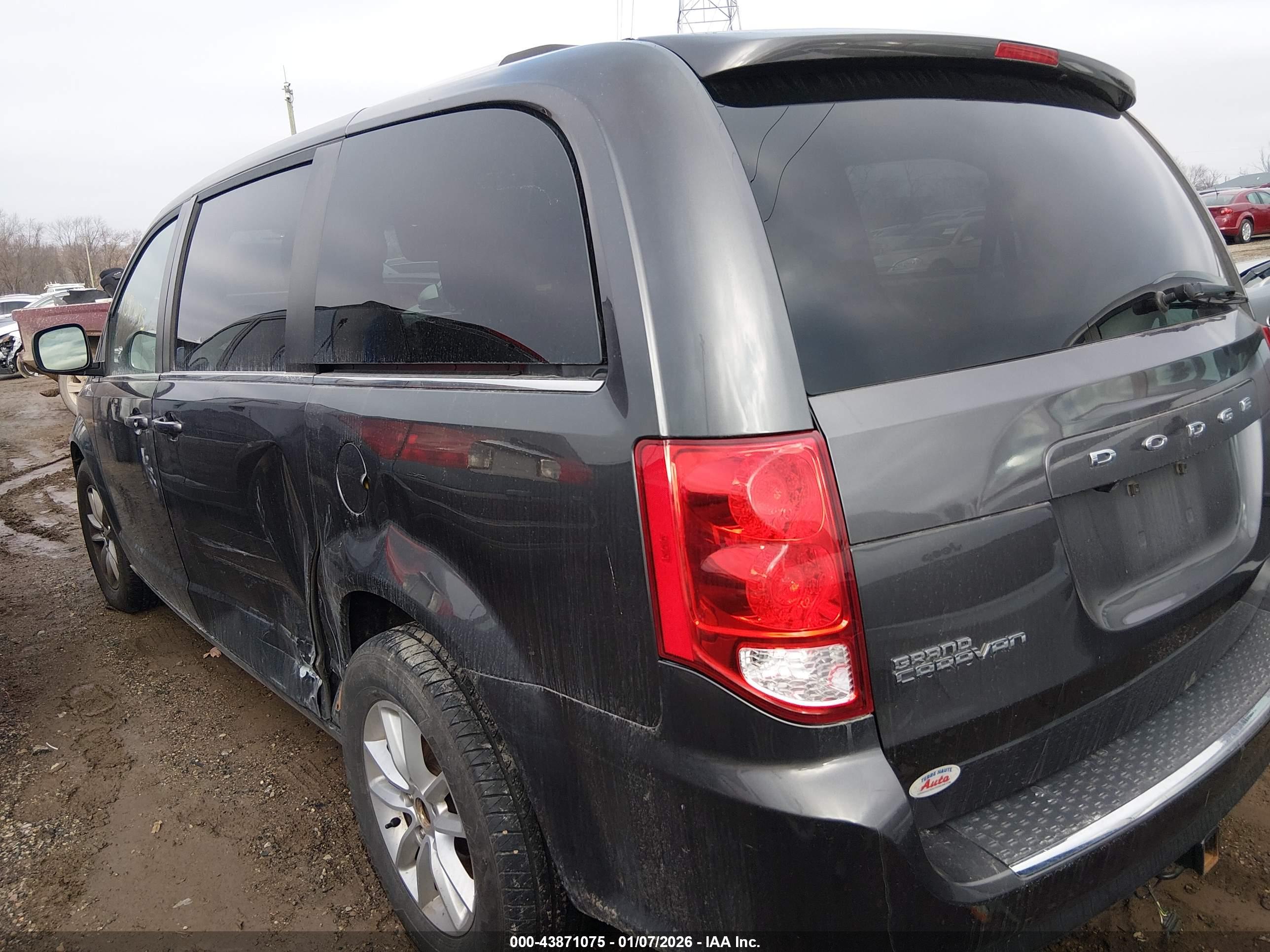DODGE GRAND image 6